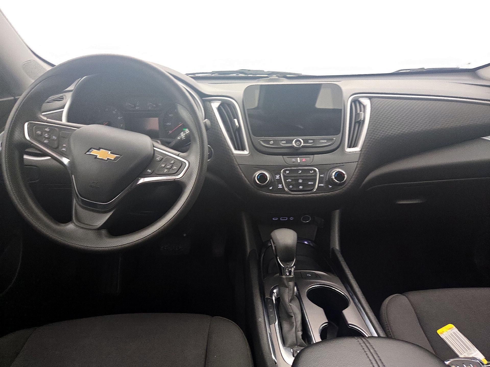 Thumbnail: 2023 Chevrolet Malibu - 9