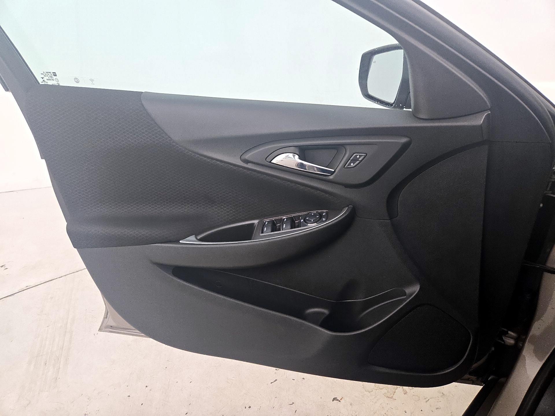 Thumbnail: 2023 Chevrolet Malibu - 12