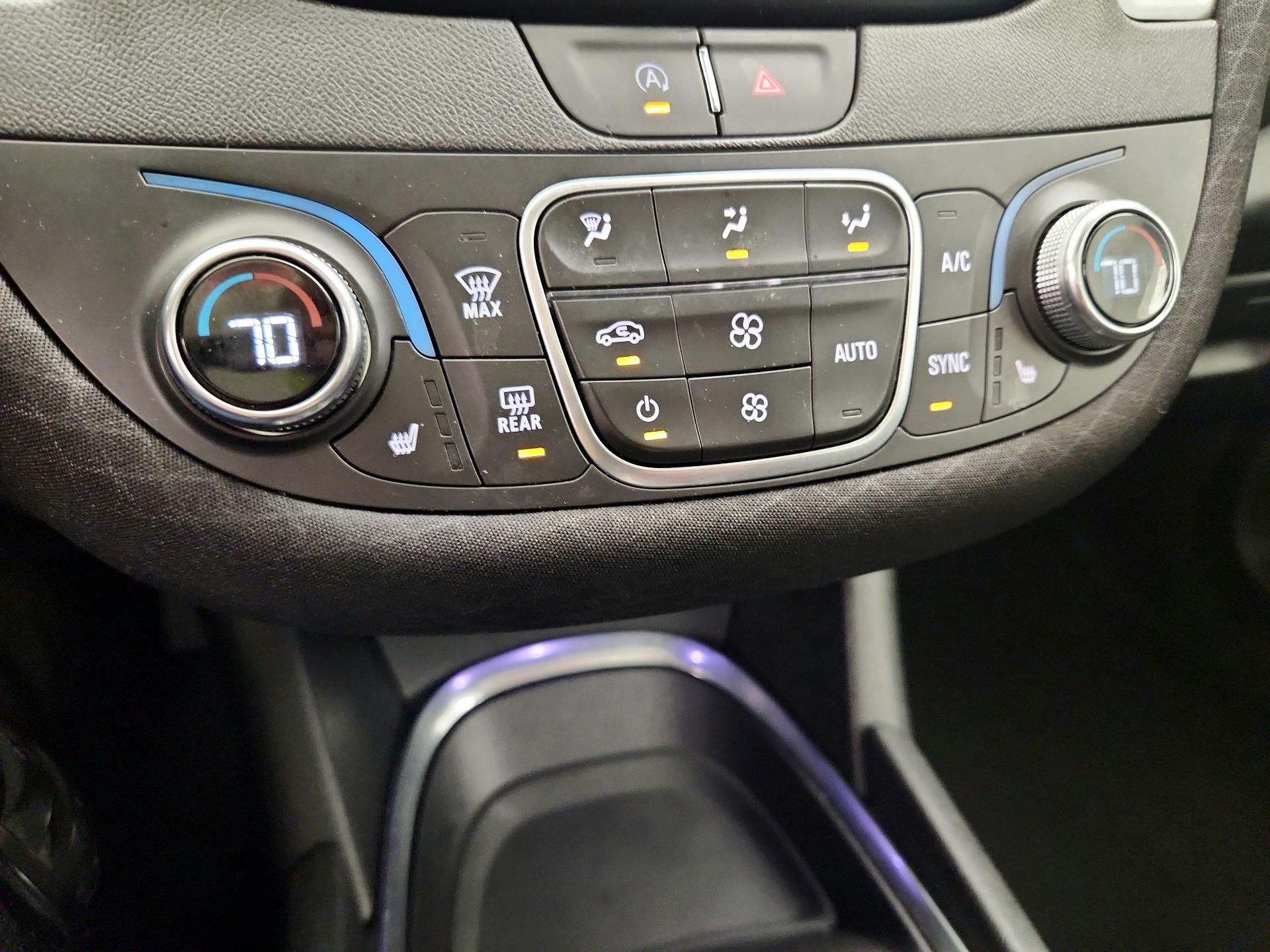 Thumbnail: 2024 Chevrolet Malibu - 17