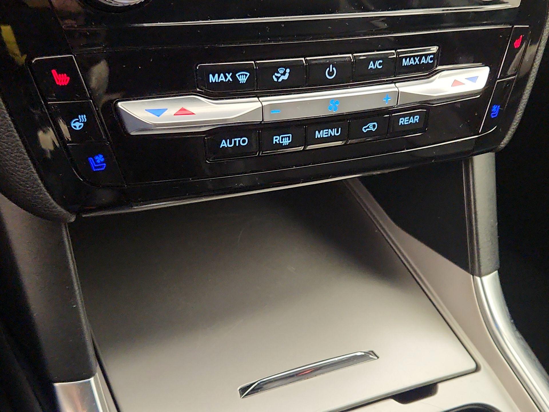 Thumbnail: 2023 Ford Explorer - 17