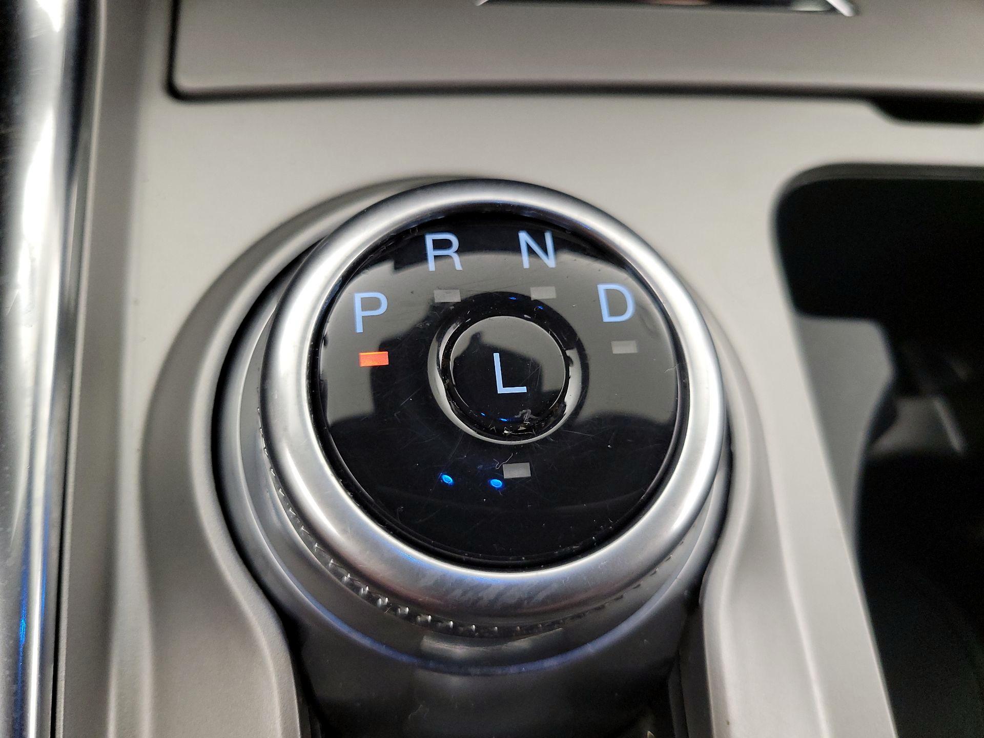 Thumbnail: 2023 Ford Explorer - 17