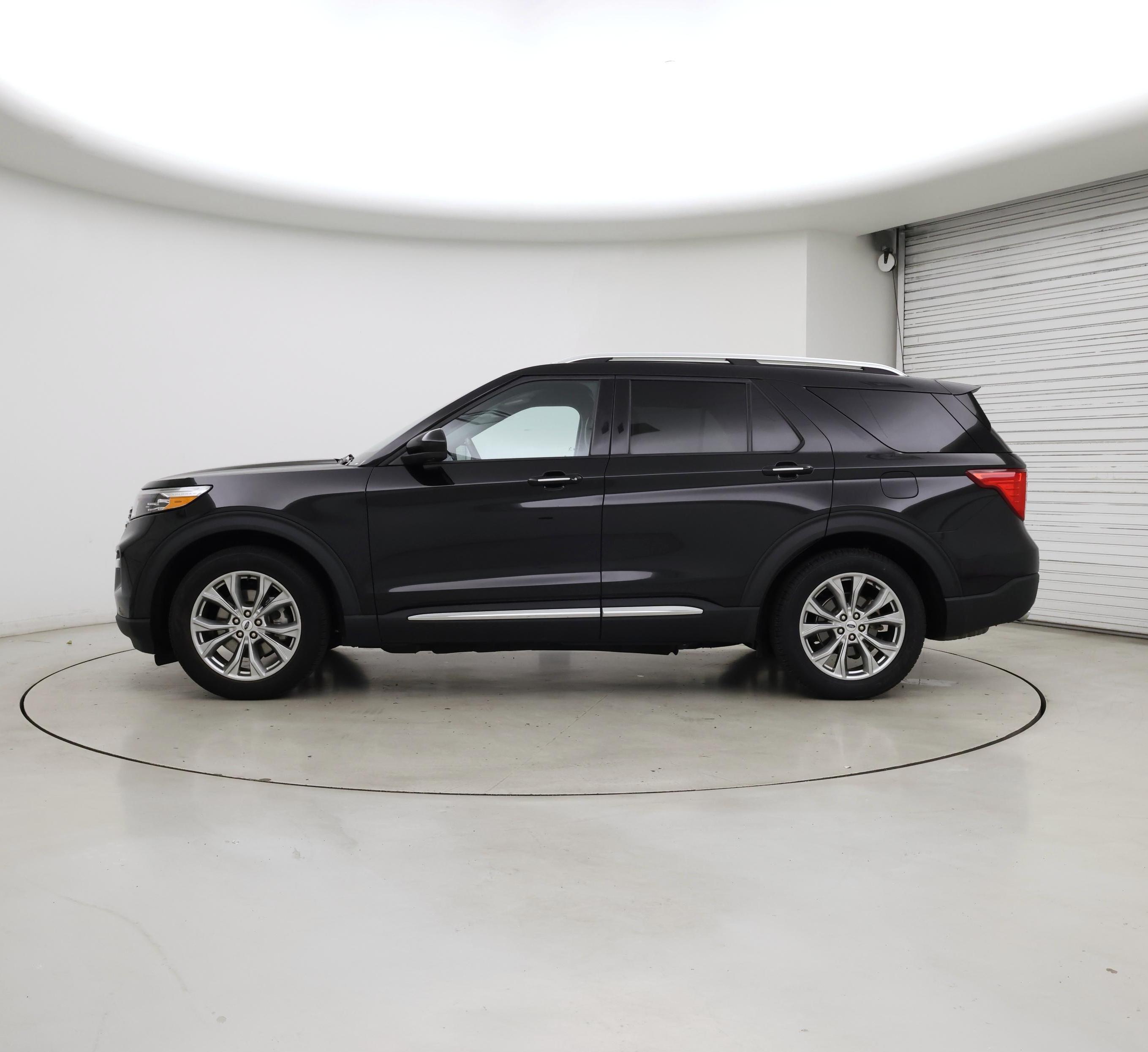 Thumbnail: 2023 Ford Explorer - 3