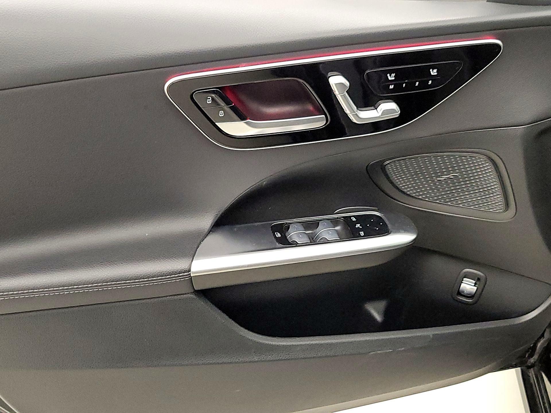 Thumbnail: 2024 Mercedes-Benz C-Class - 12