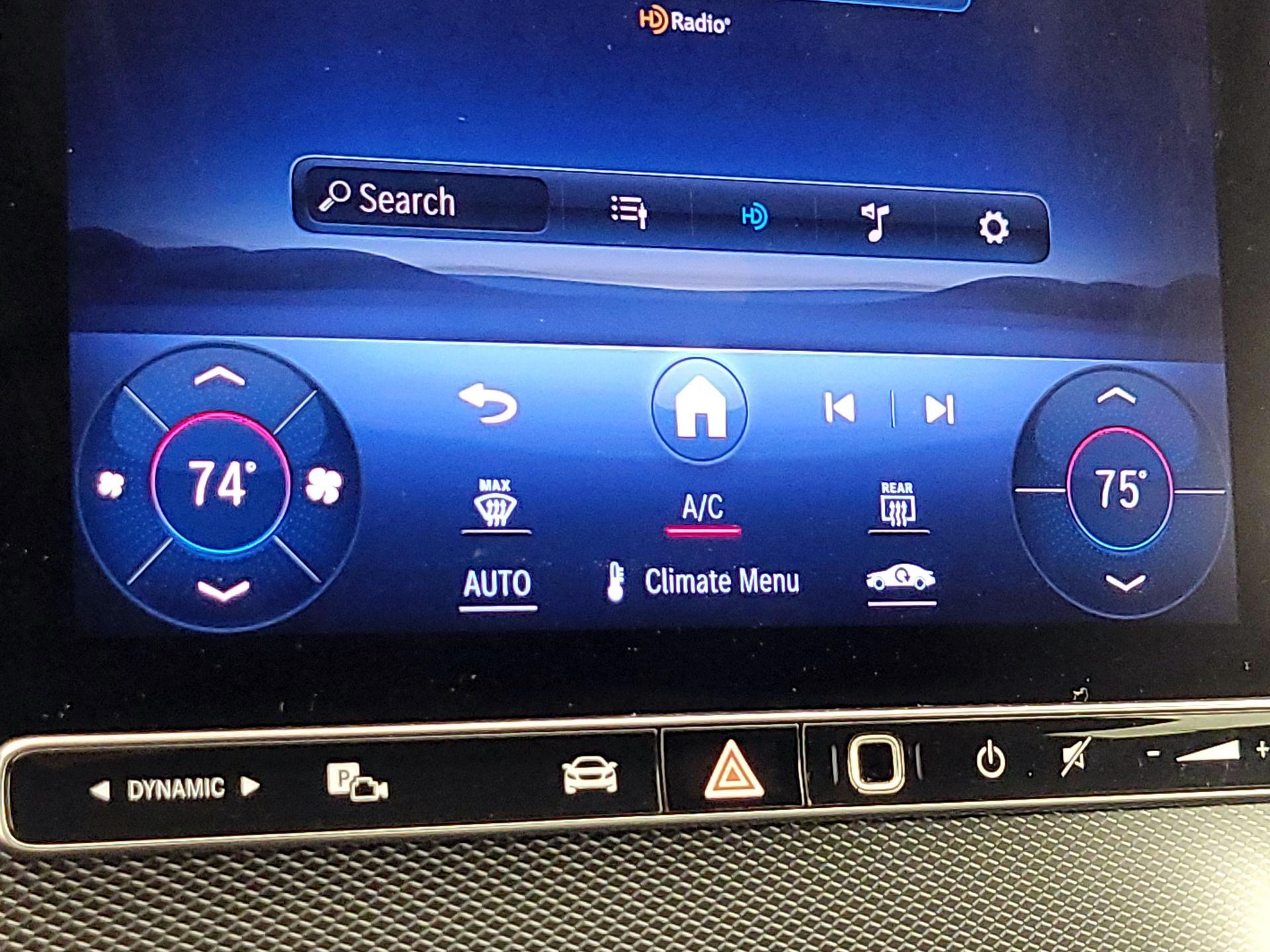 Thumbnail: 2024 Mercedes-Benz C-Class - 16