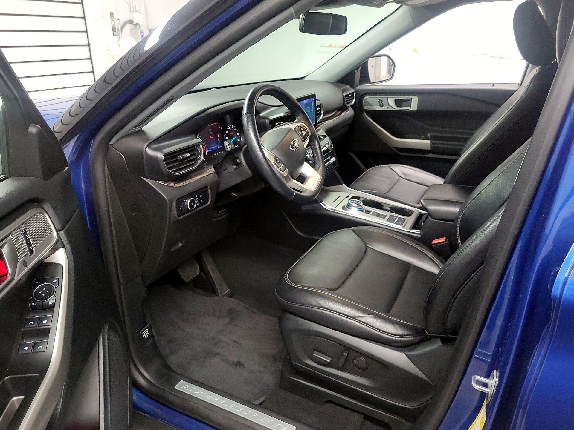 Thumbnail: 2023 Ford Explorer - 11