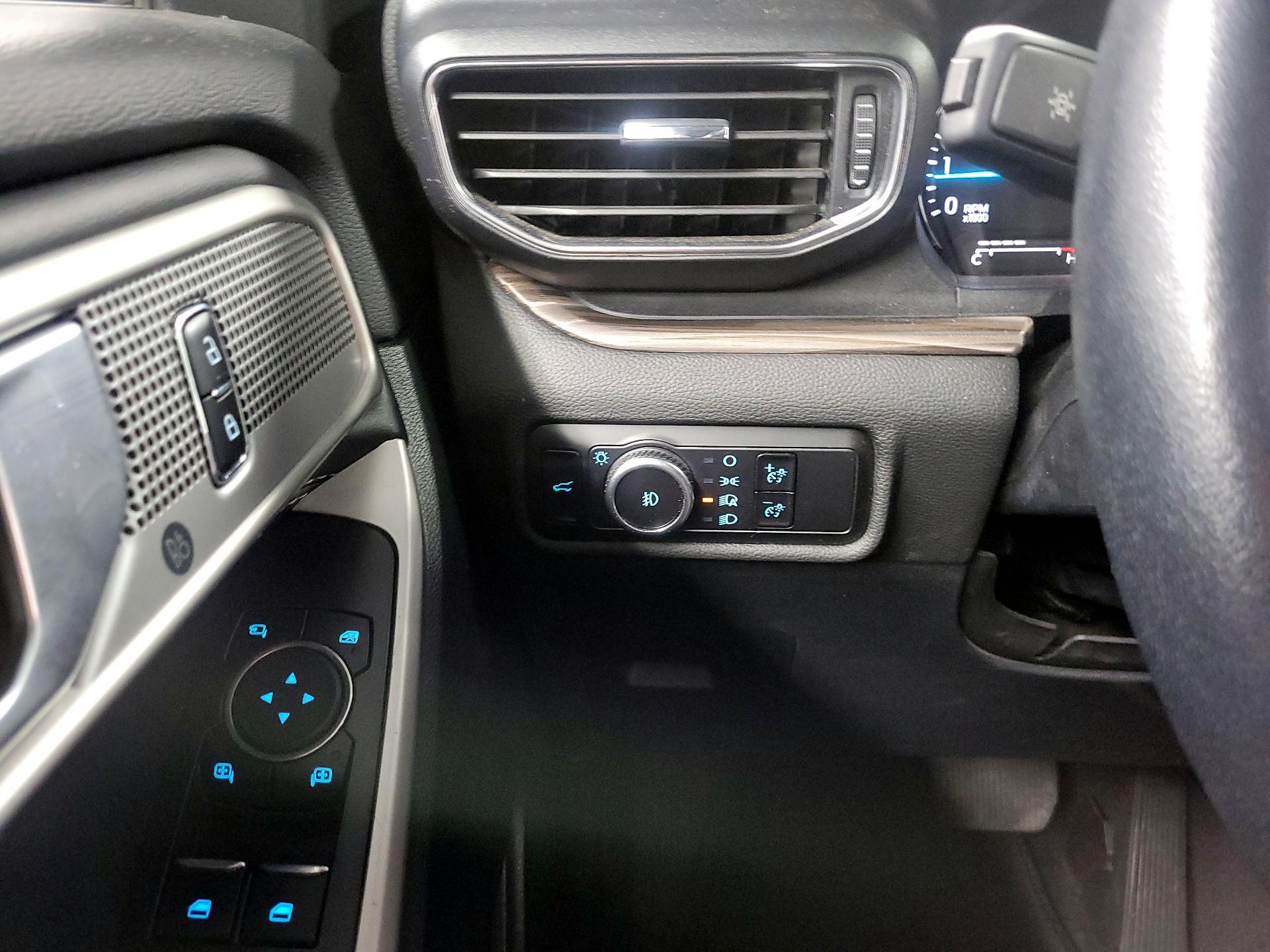 Thumbnail: 2023 Ford Explorer - 13