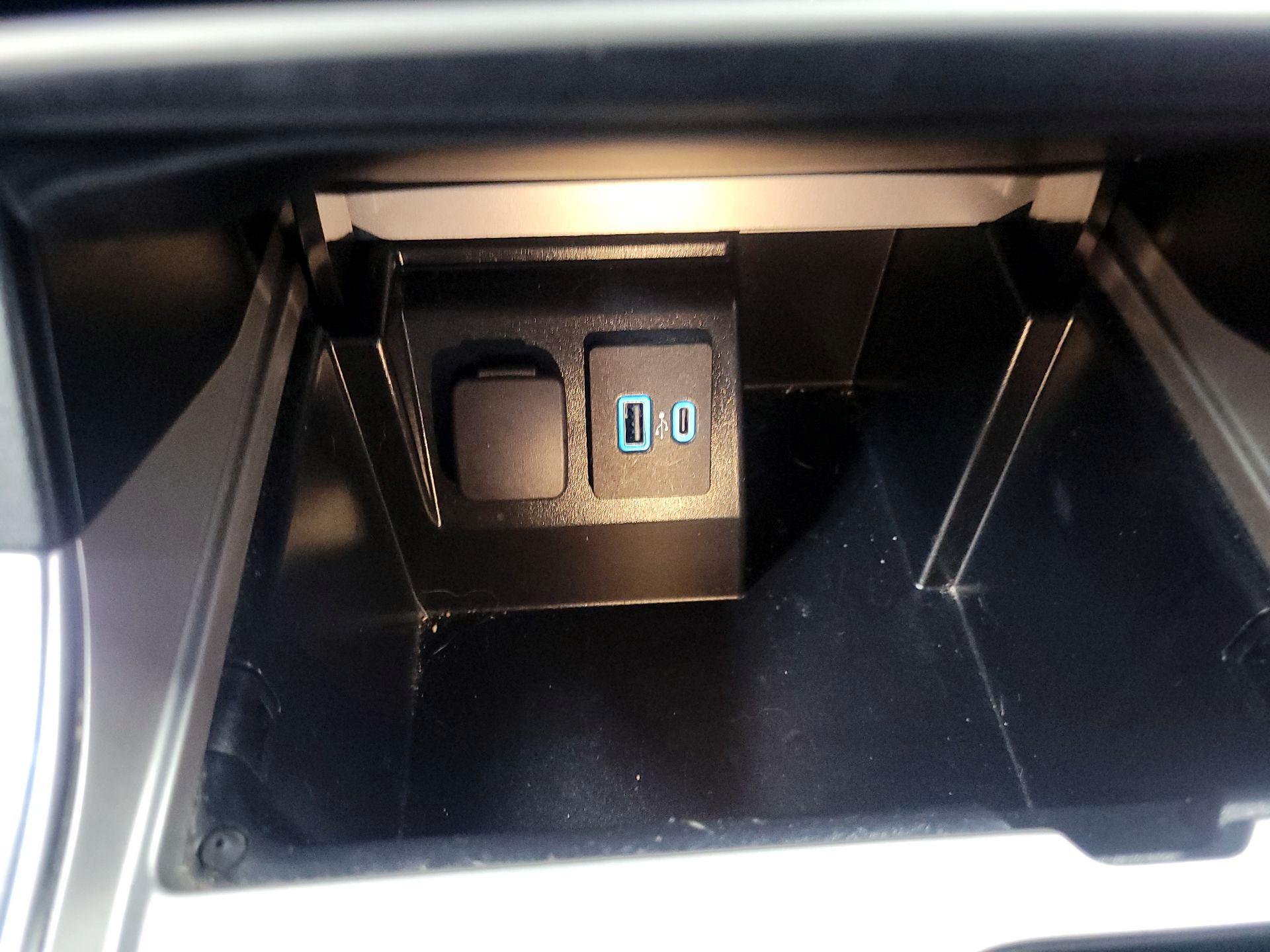 Thumbnail: 2023 Ford Explorer - 19