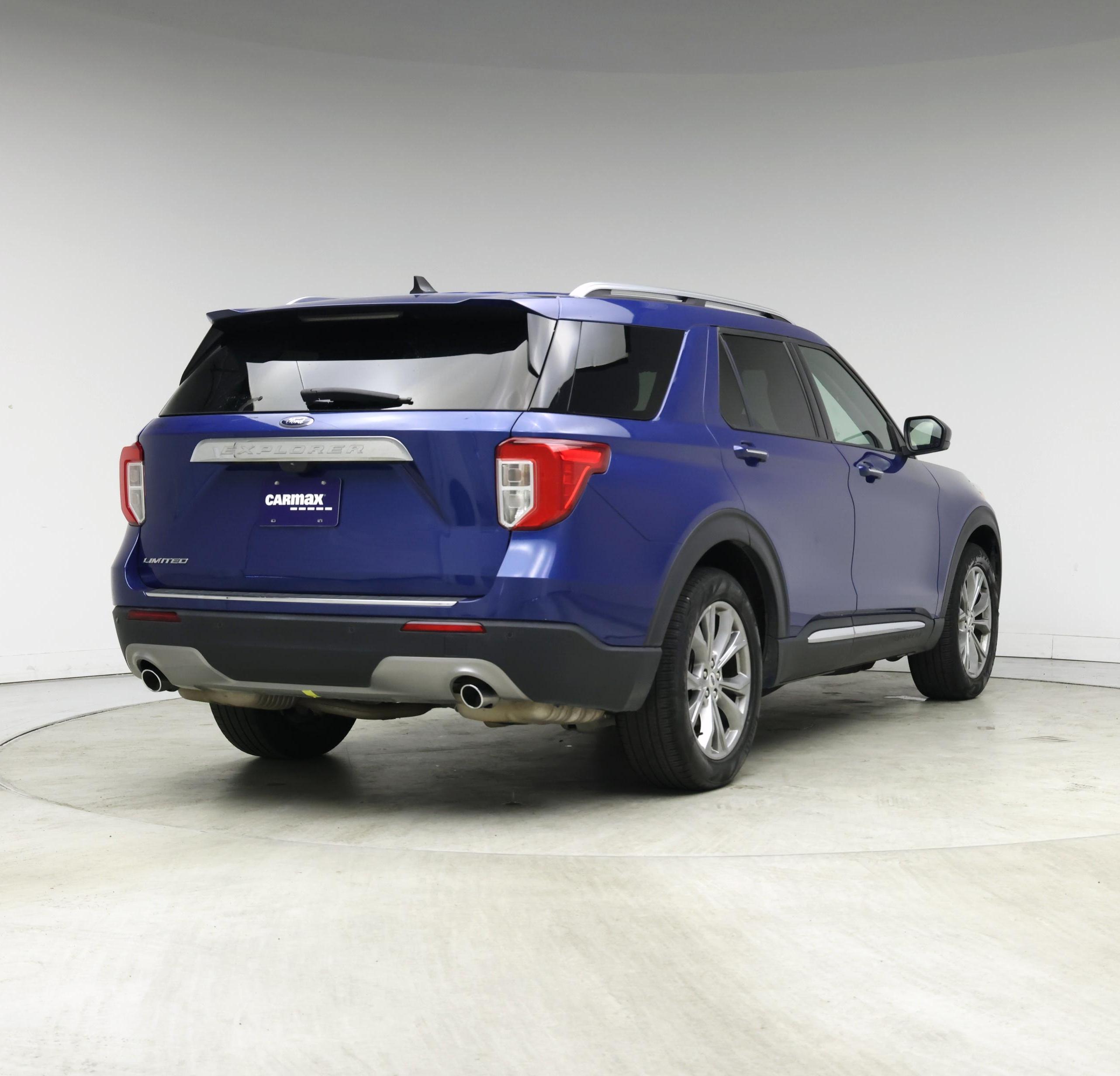 Thumbnail: 2023 Ford Explorer - 8