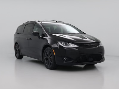 Black 2020 Chrysler Pacifica Touring L-Plus