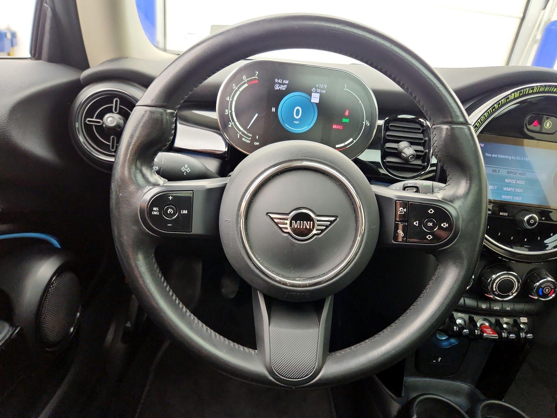 Thumbnail: 2022 MINI Cooper Hardtop - 10