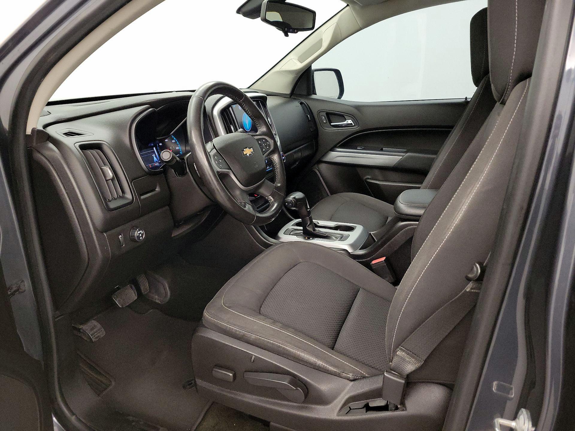 Thumbnail: 2017 Chevrolet Colorado - 11