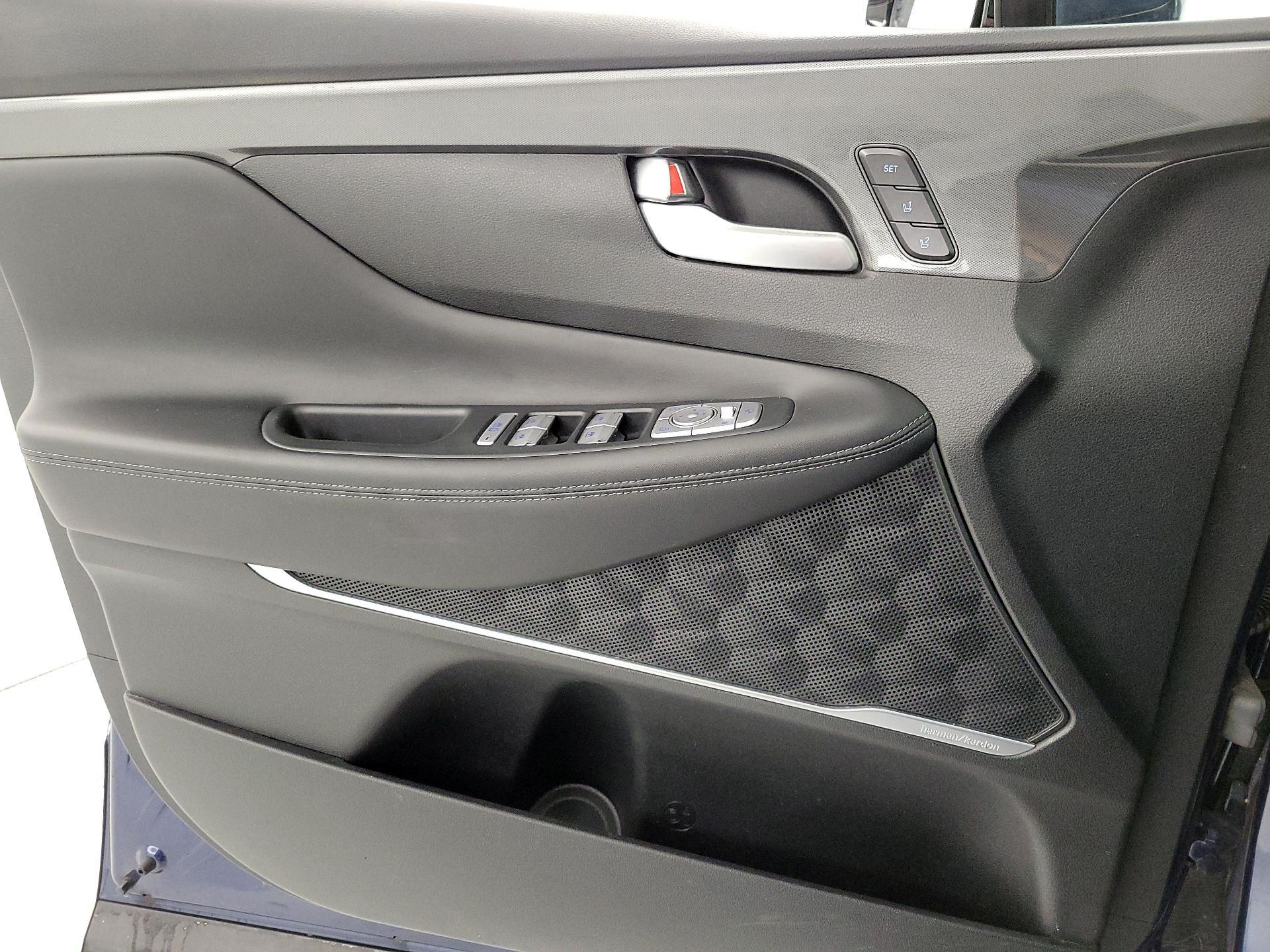 Thumbnail: 2023 Hyundai Santa Fe - 12