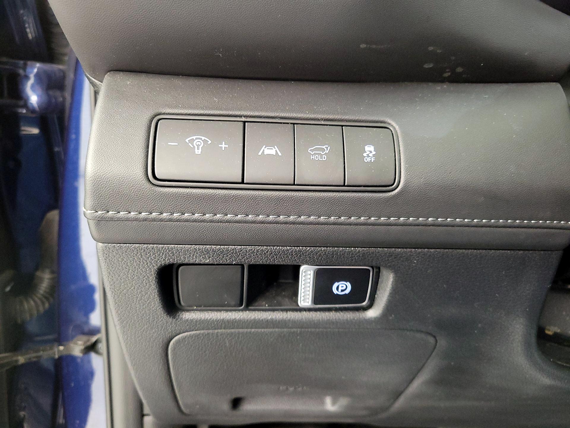 Thumbnail: 2023 Hyundai Santa Fe - 13