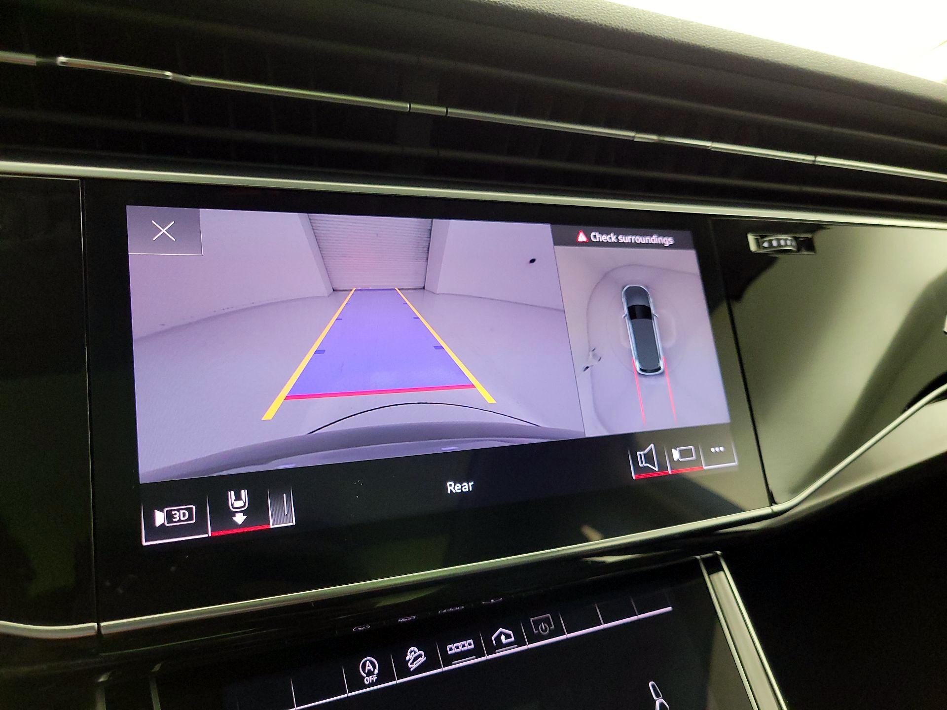 Thumbnail: 2023 Audi Q7 - 15