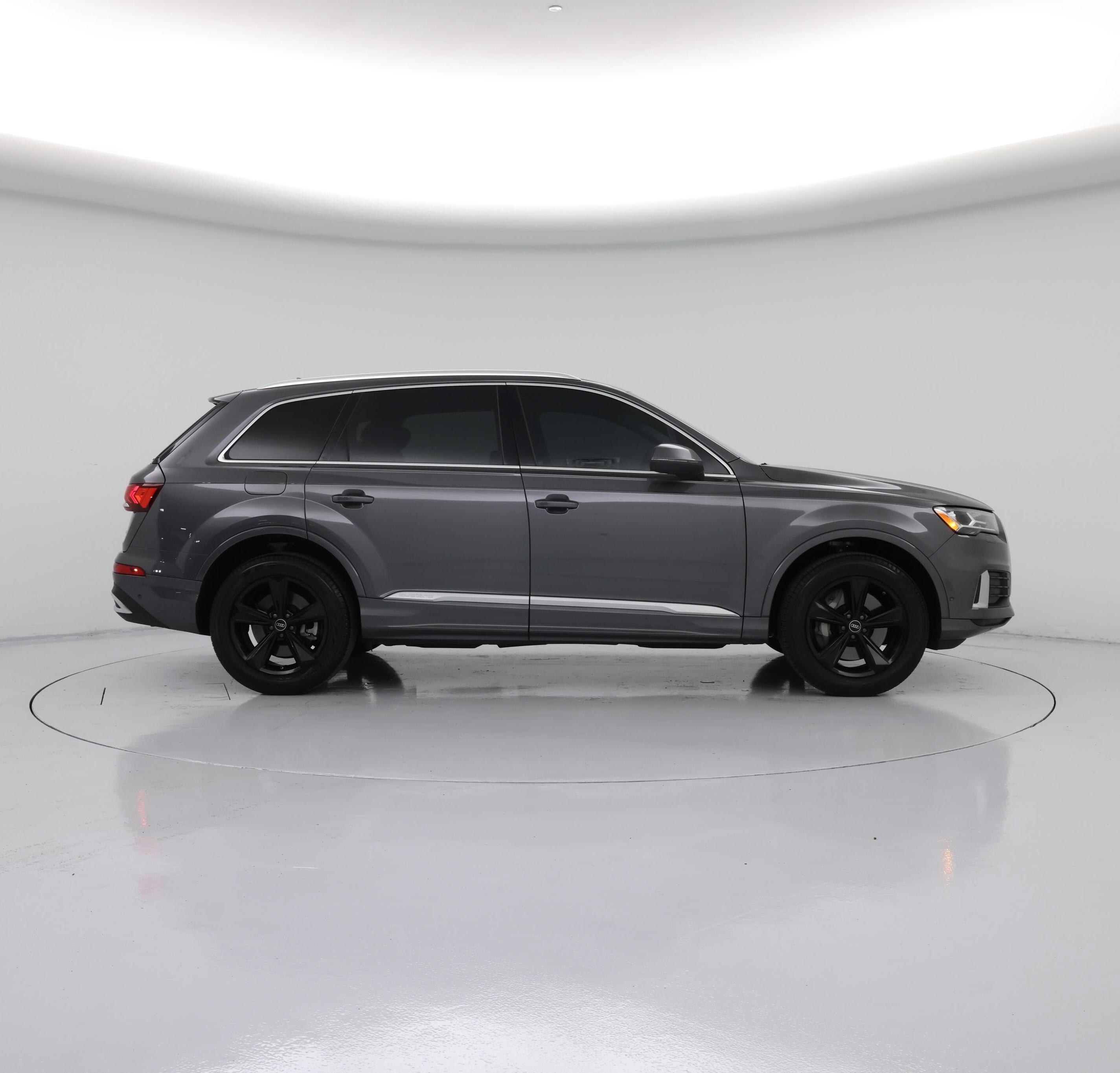Thumbnail: 2023 Audi Q7 - 7