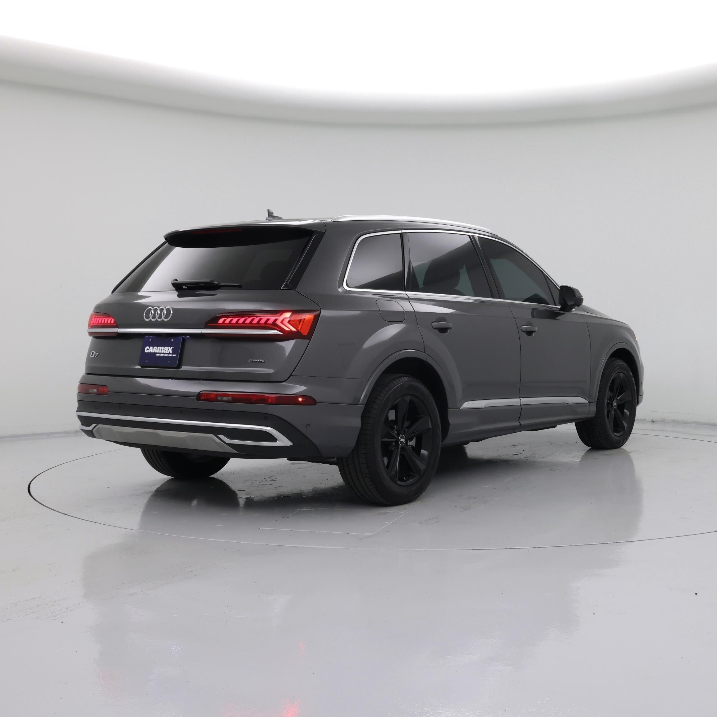 Thumbnail: 2023 Audi Q7 - 8