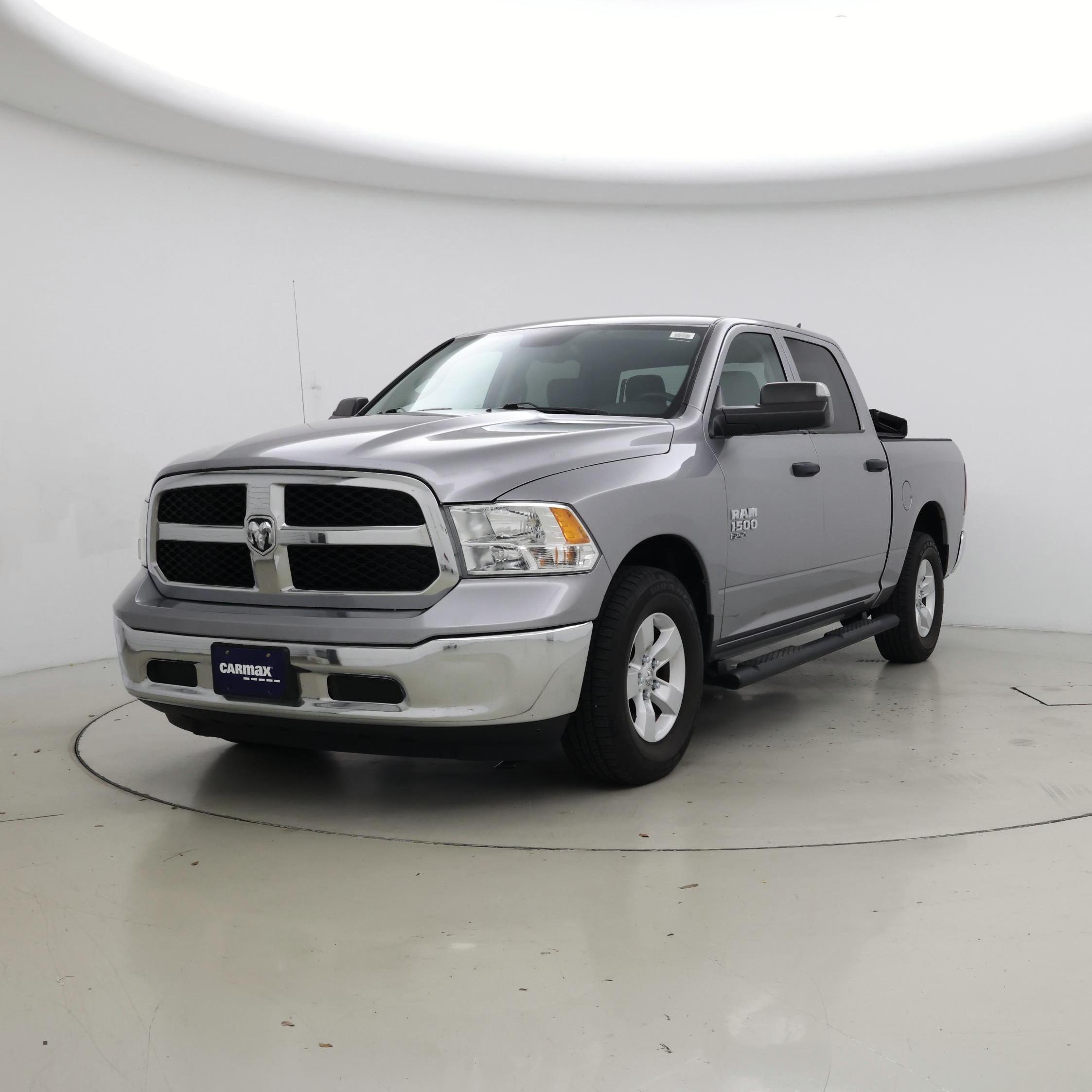 Thumbnail: 2022 RAM 1500 Classic - 4