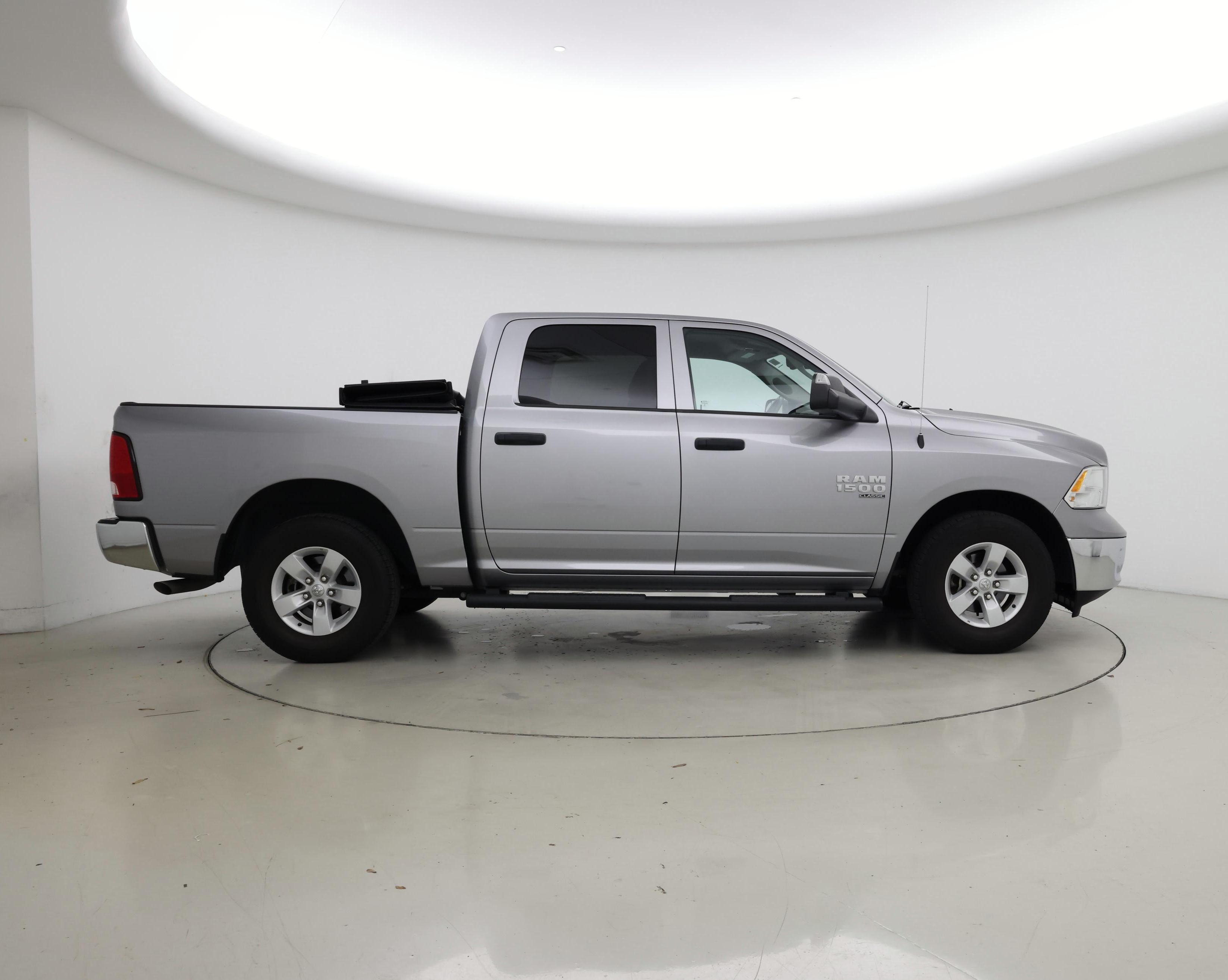 Thumbnail: 2022 RAM 1500 Classic - 7