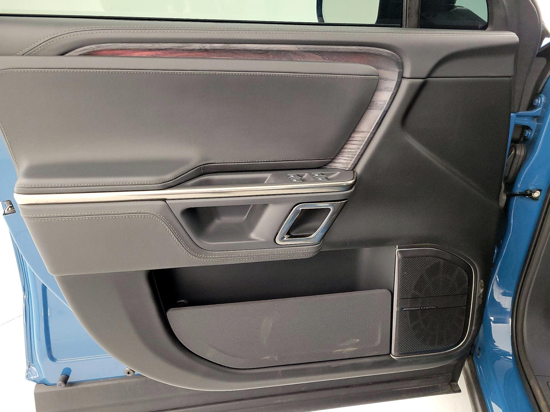 Thumbnail: 2022 Rivian R1T - 12