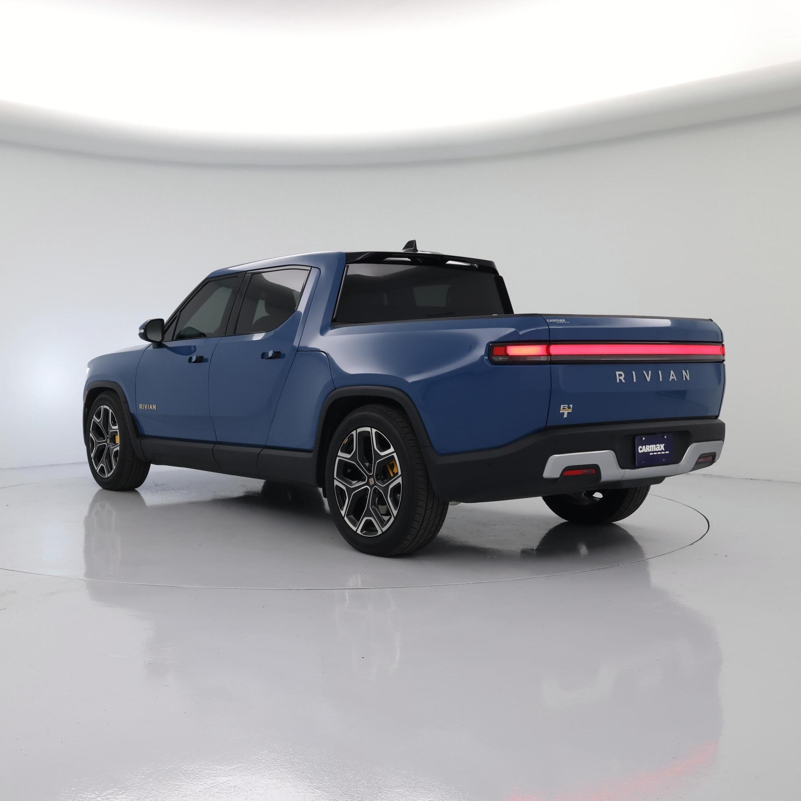 Thumbnail: 2022 Rivian R1T - 2