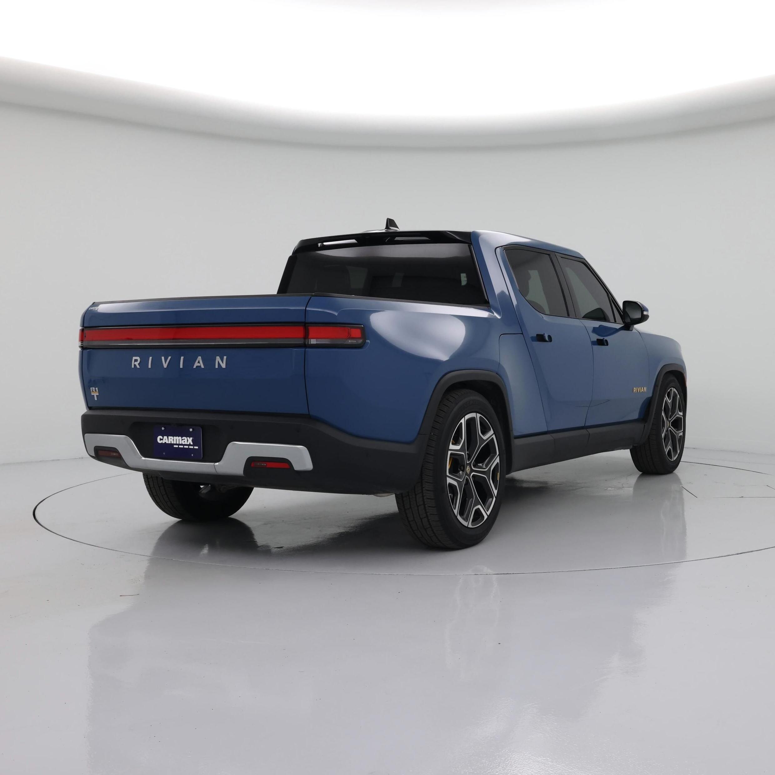 Thumbnail: 2022 Rivian R1T - 8