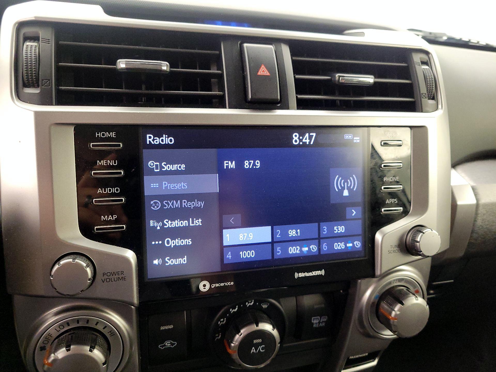 Thumbnail: 2020 Toyota 4Runner - 15