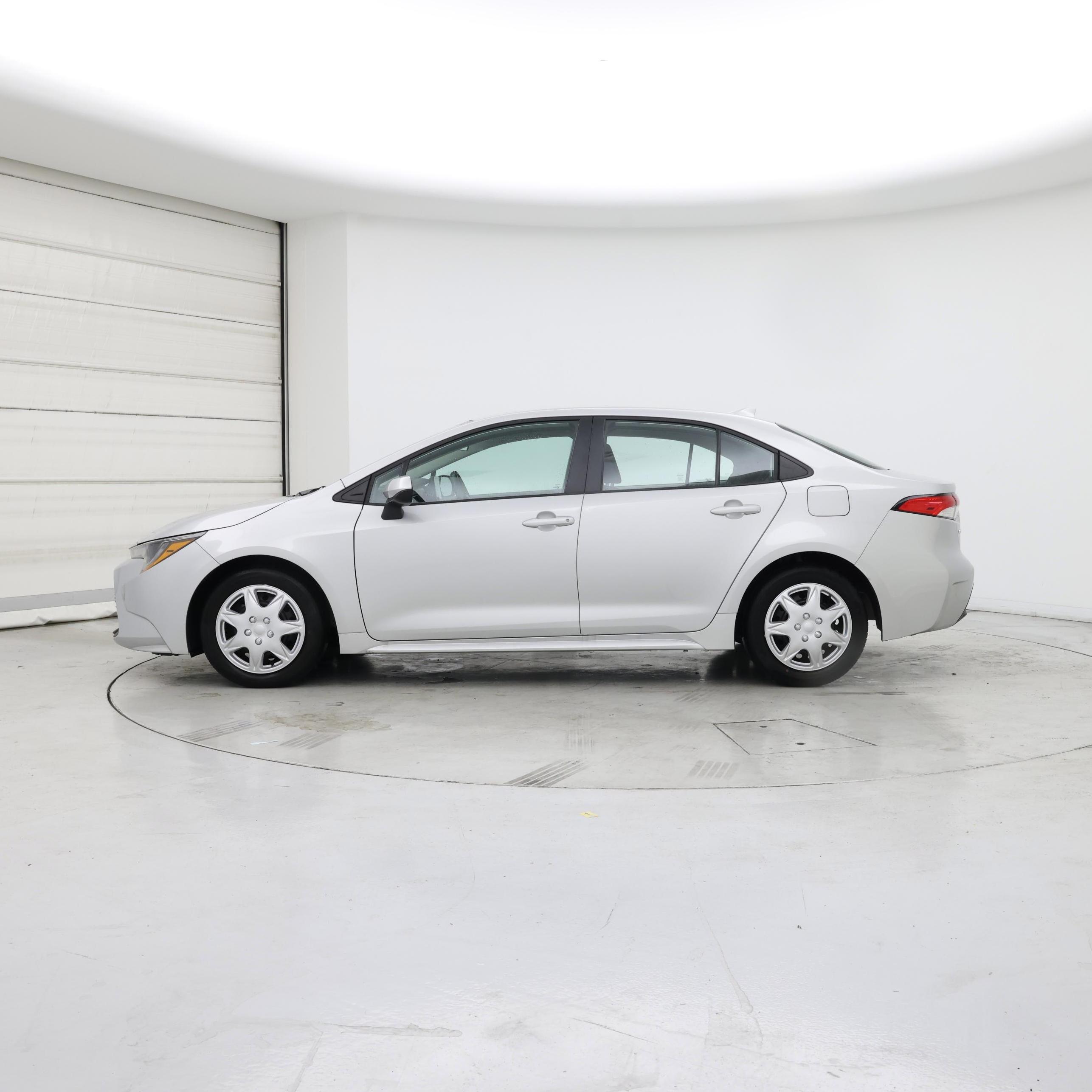 Thumbnail: 2024 Toyota Corolla - 3