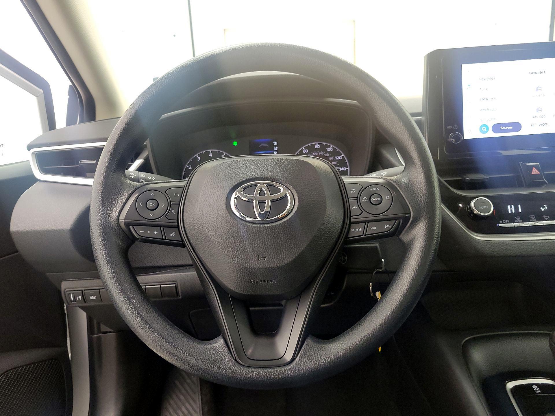 Thumbnail: 2024 Toyota Corolla - 10