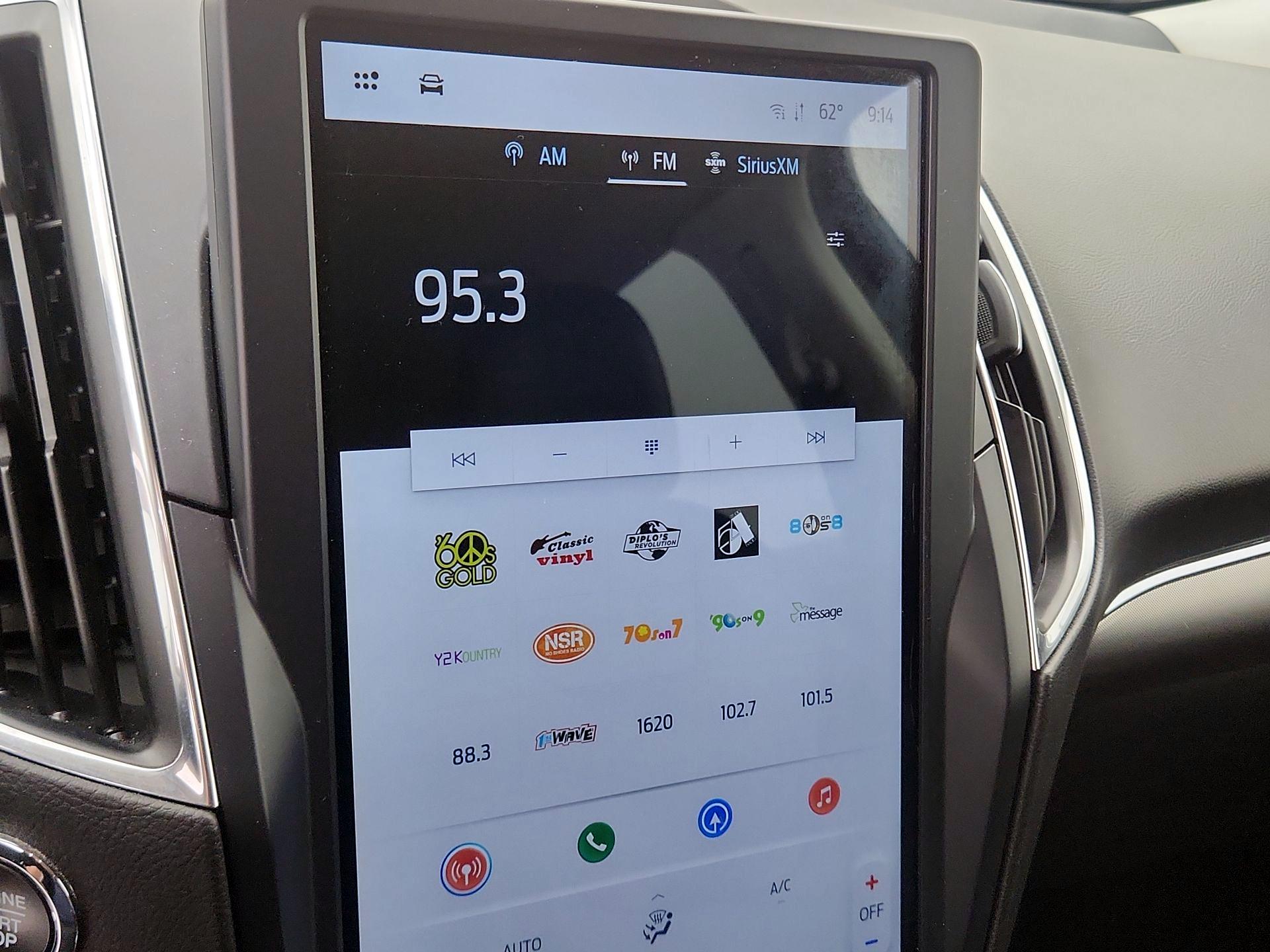 Thumbnail: 2022 Ford Edge - 16