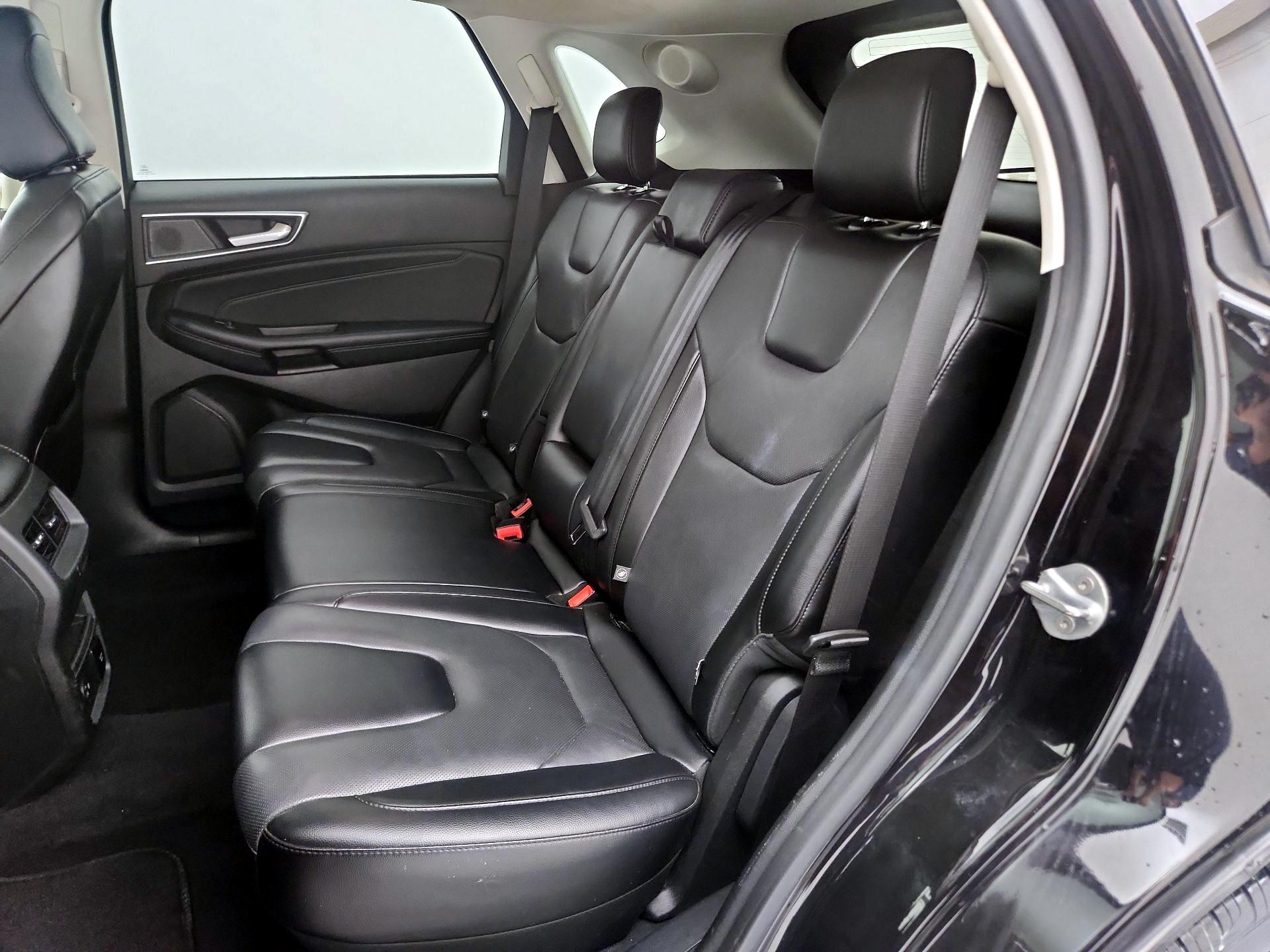 Thumbnail: 2022 Ford Edge - 20