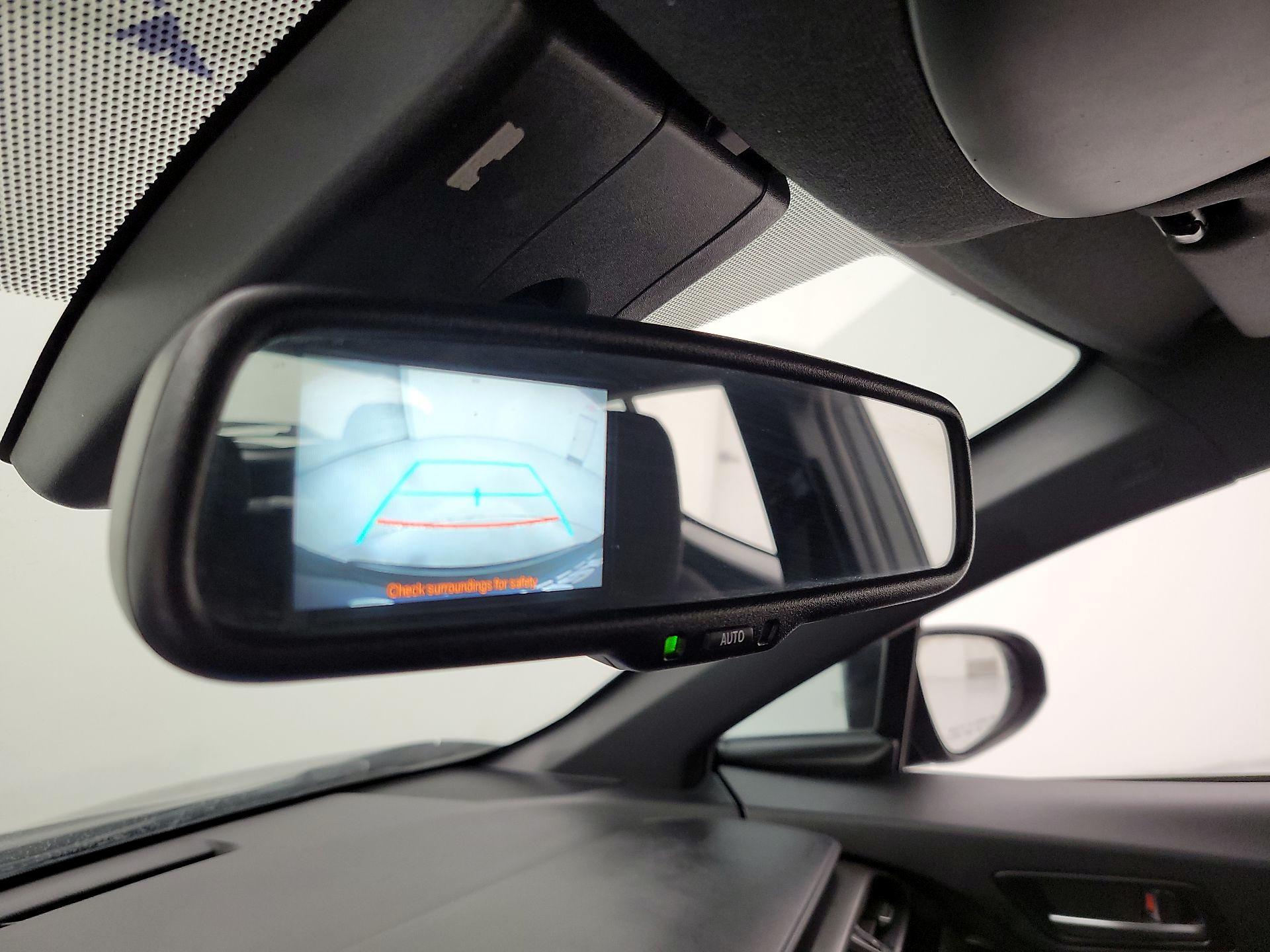 Thumbnail: 2018 Toyota C-HR - 14