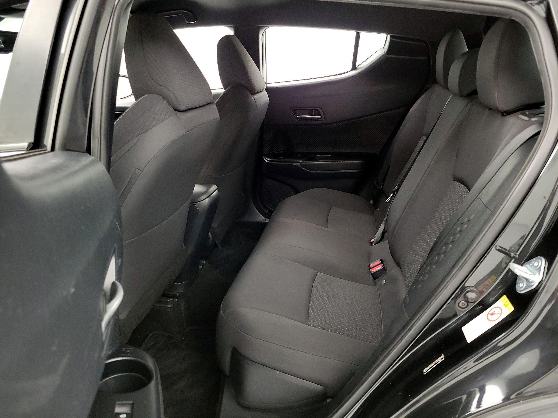 Thumbnail: 2018 Toyota C-HR - 19