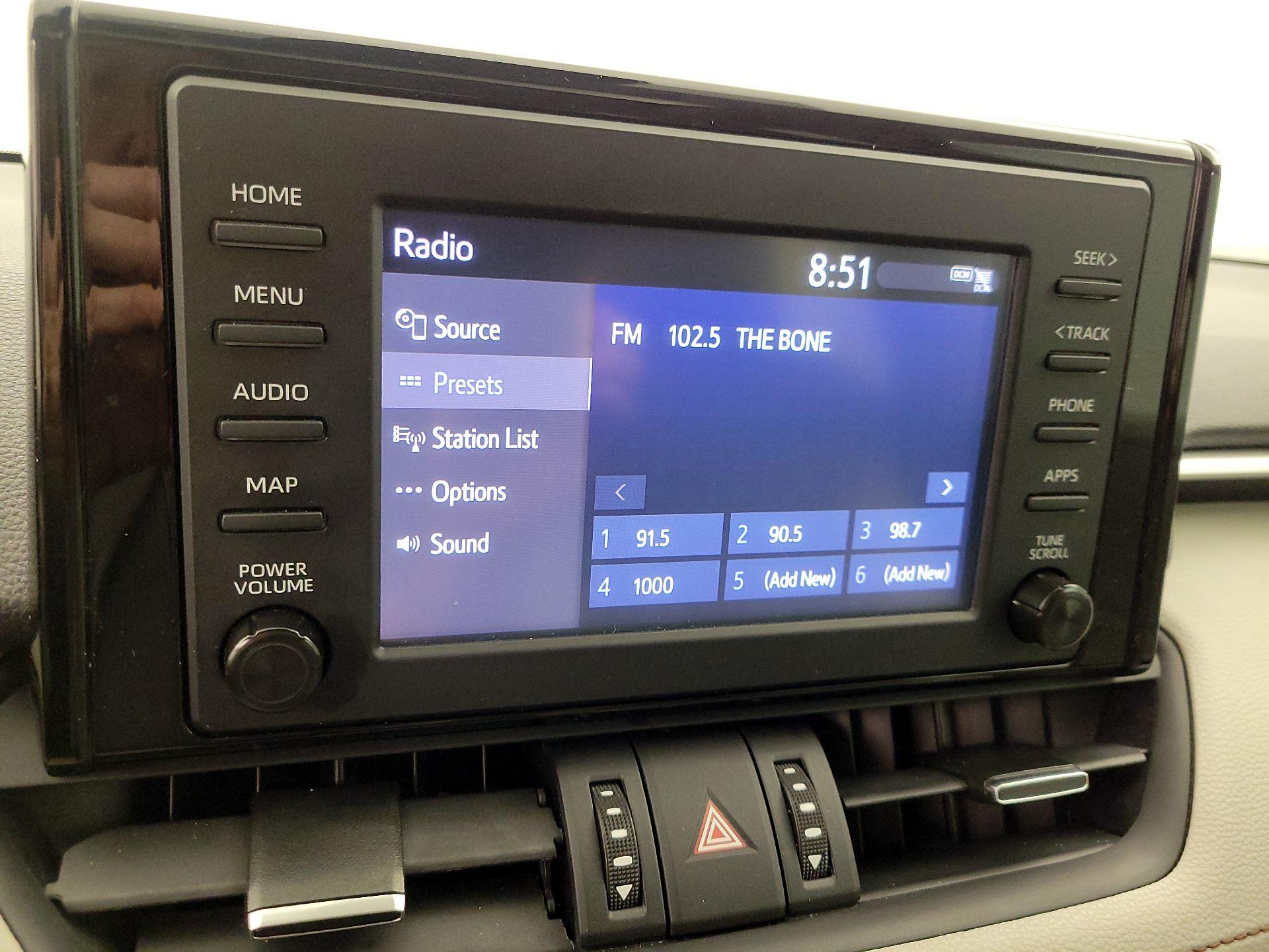 Thumbnail: 2019 Toyota RAV4 - 15