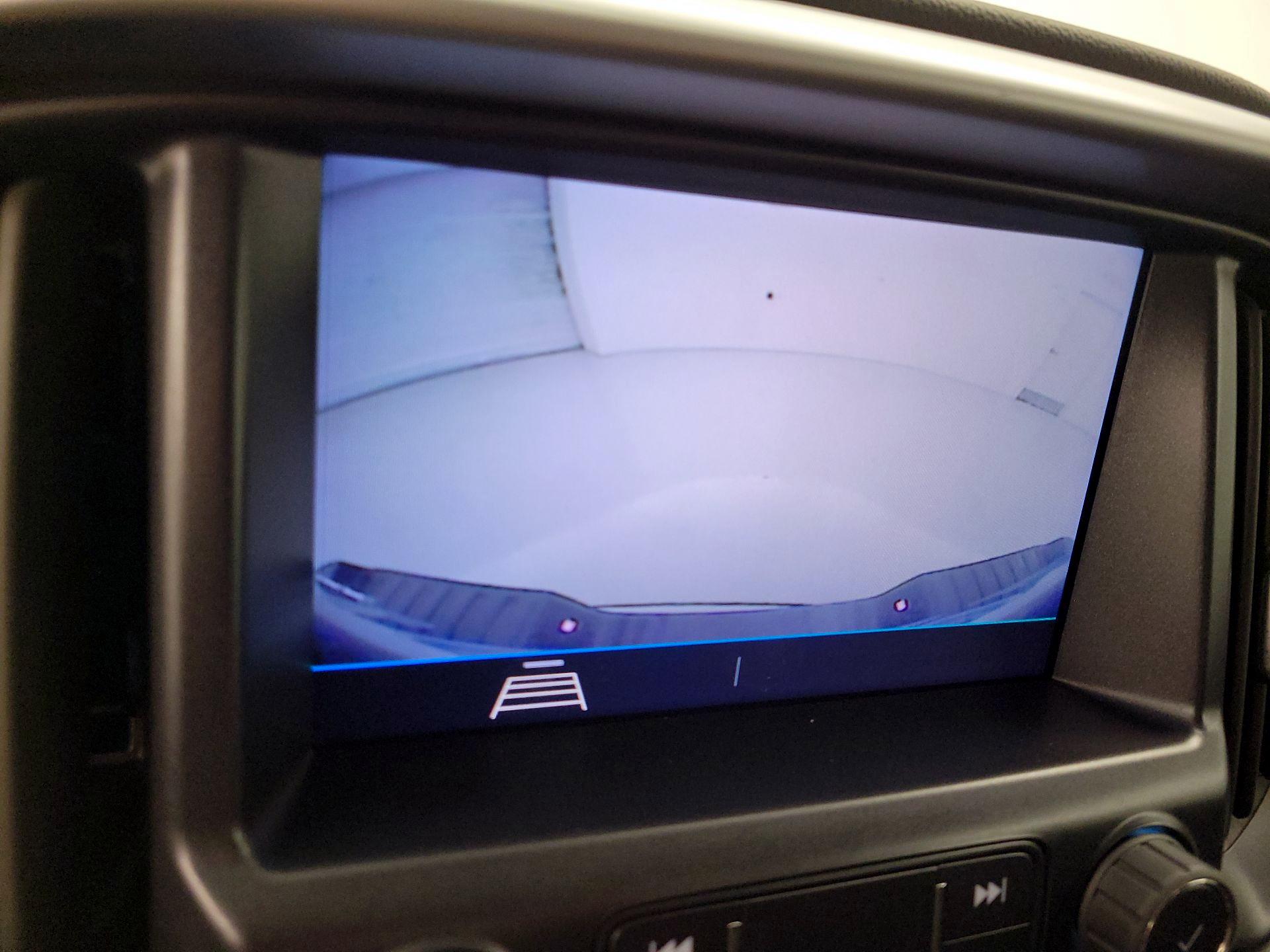 Thumbnail: 2022 Chevrolet Colorado - 14