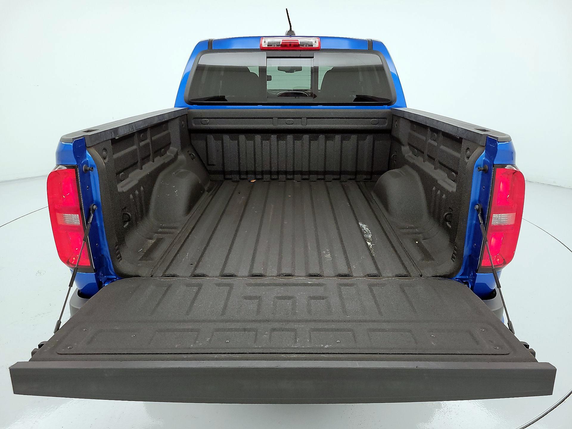 Thumbnail: 2022 Chevrolet Colorado - 20