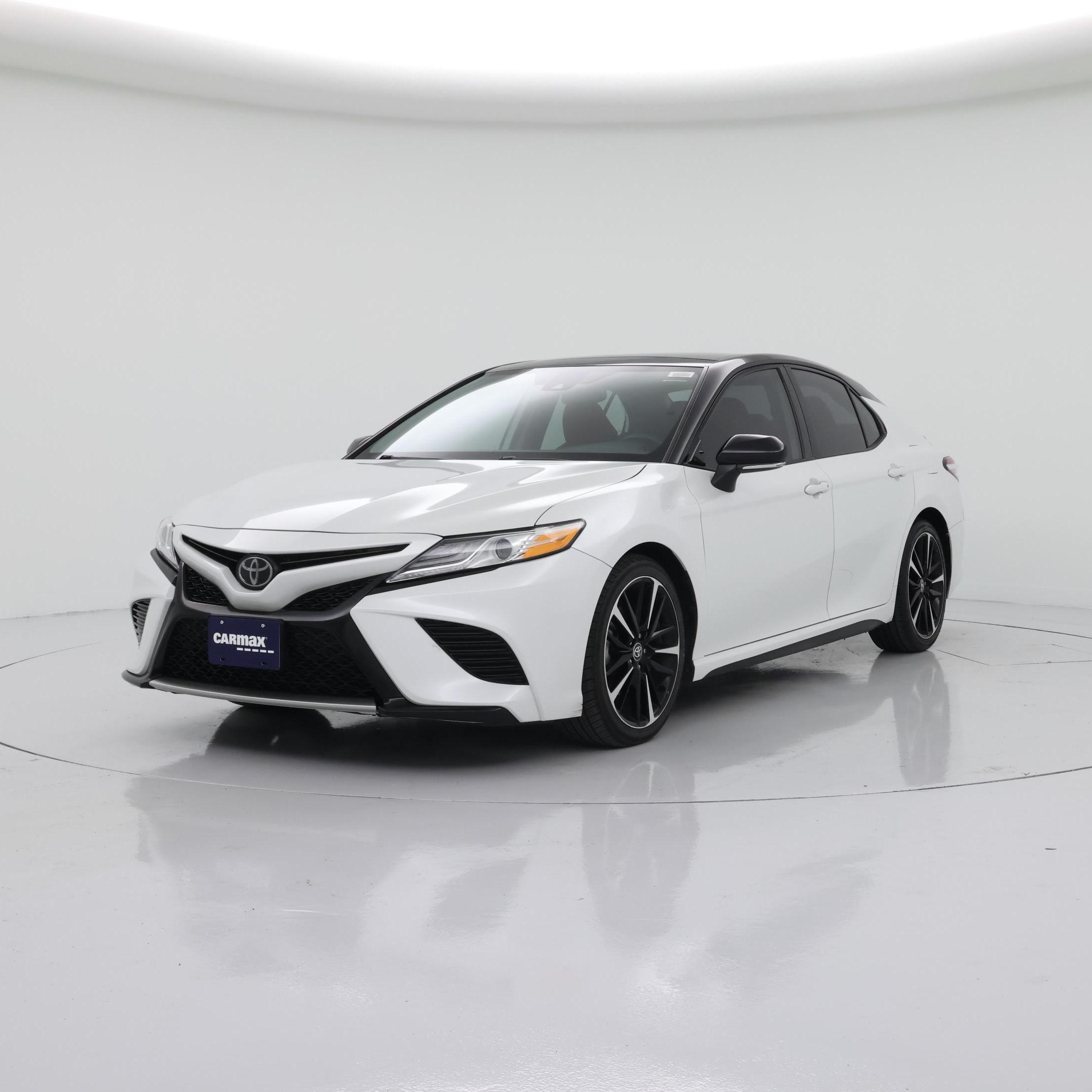 Thumbnail: 2020 Toyota Camry - 4