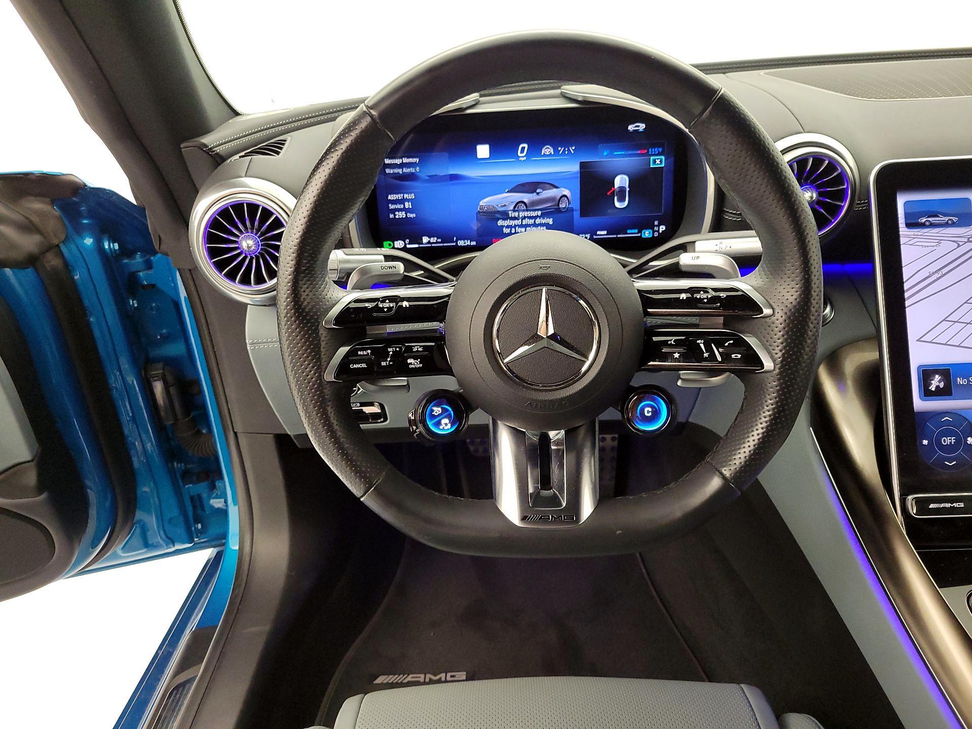 Thumbnail: 2023 Mercedes-Benz SL-Class - 10