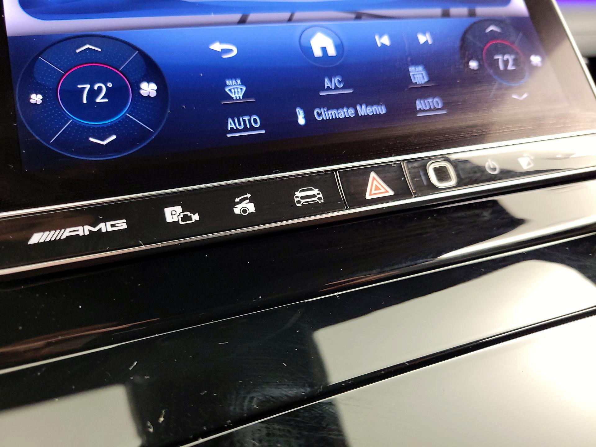 Thumbnail: 2023 Mercedes-Benz SL-Class - 17