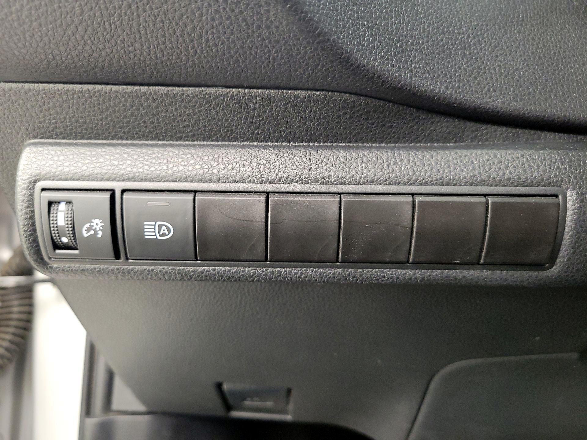 Thumbnail: 2023 Toyota Corolla - 13