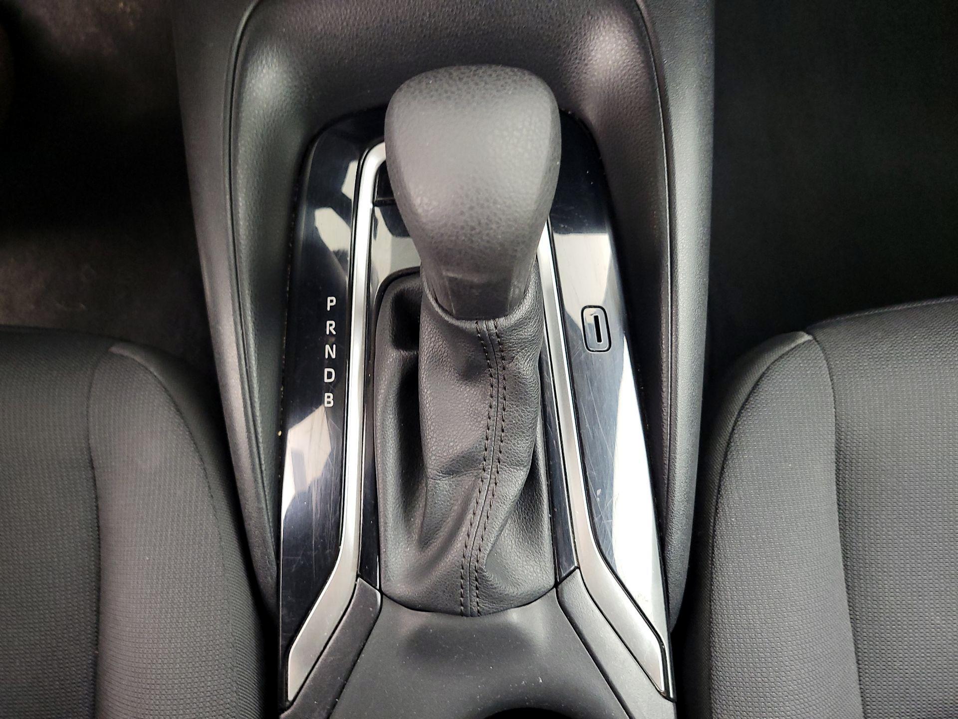 Thumbnail: 2023 Toyota Corolla - 17