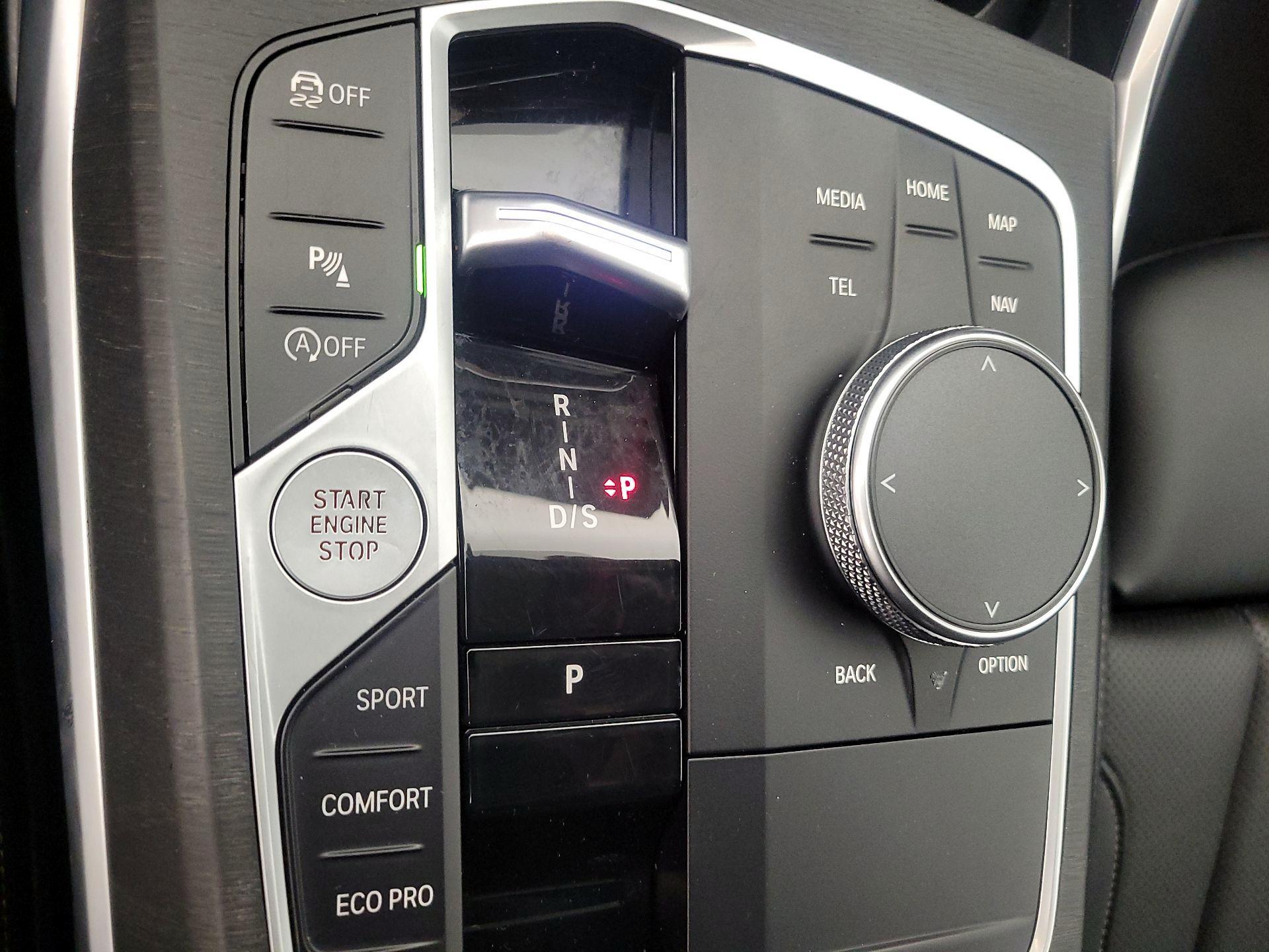 Thumbnail: 2024 BMW 3 Series - 18