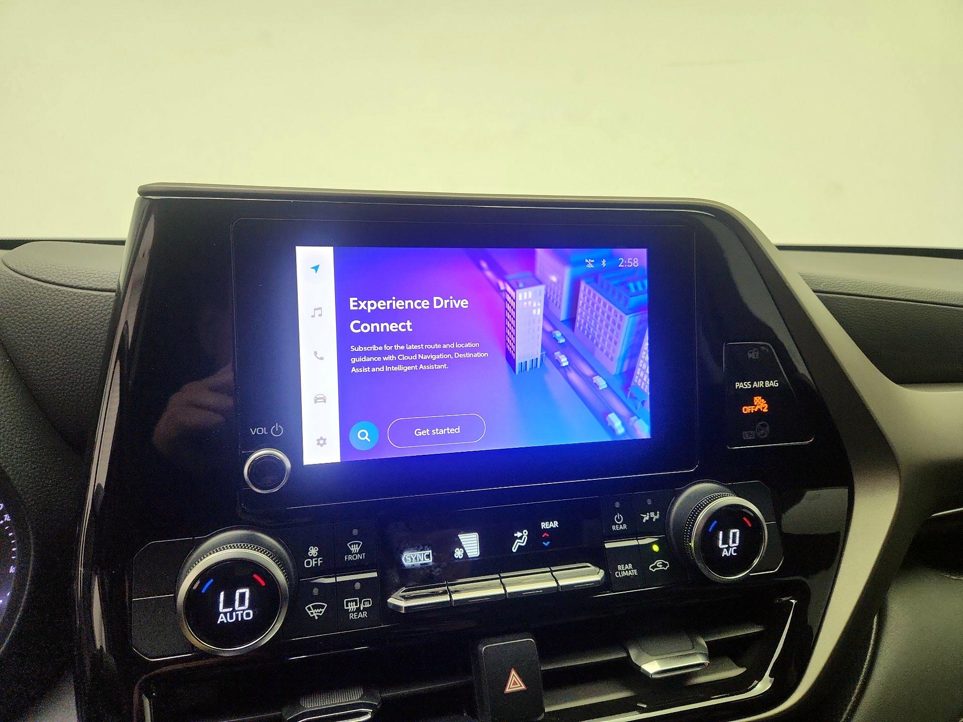 Thumbnail: 2023 Toyota Highlander - 14