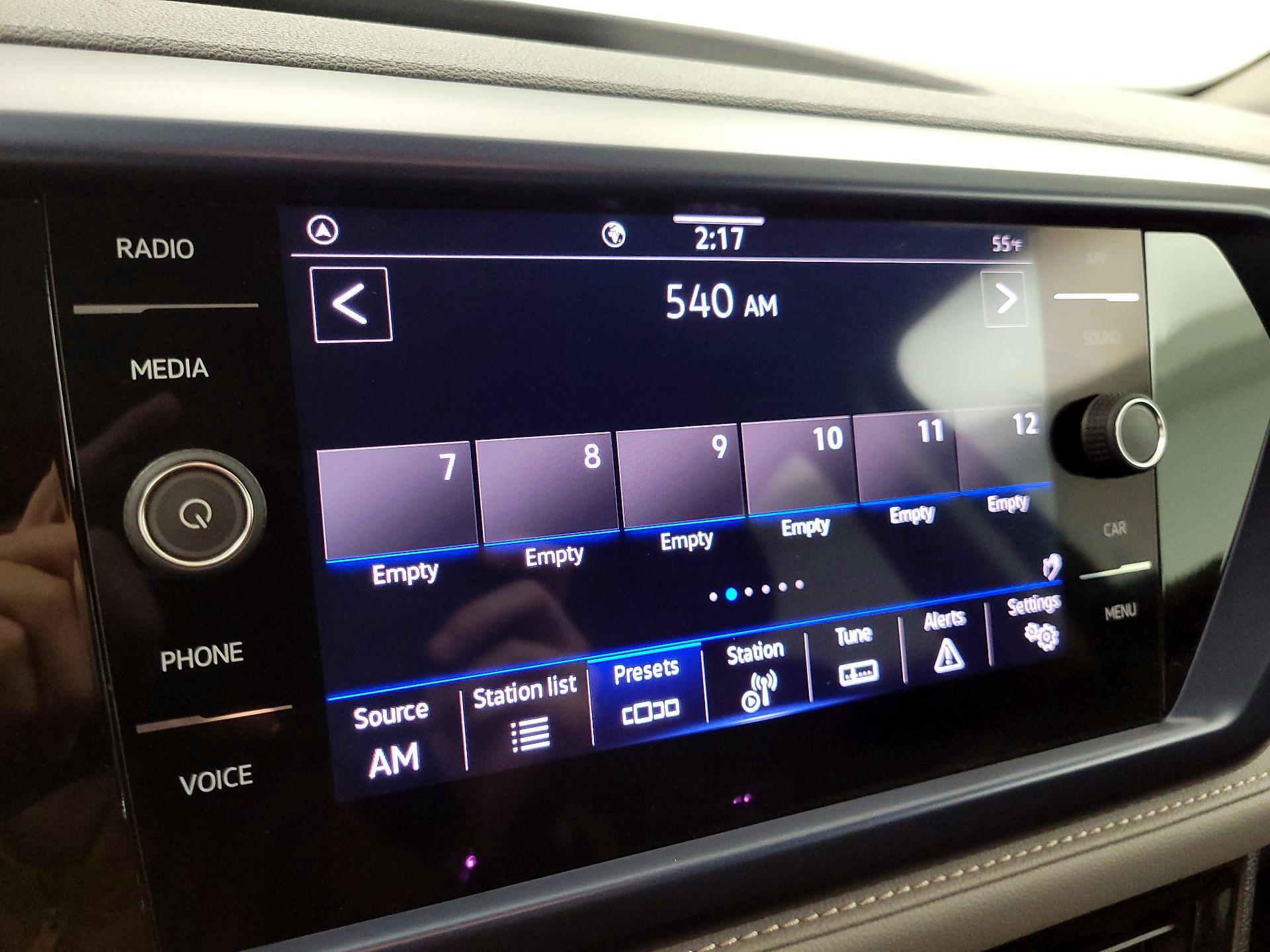 Thumbnail: 2024 Volkswagen Taos - 15