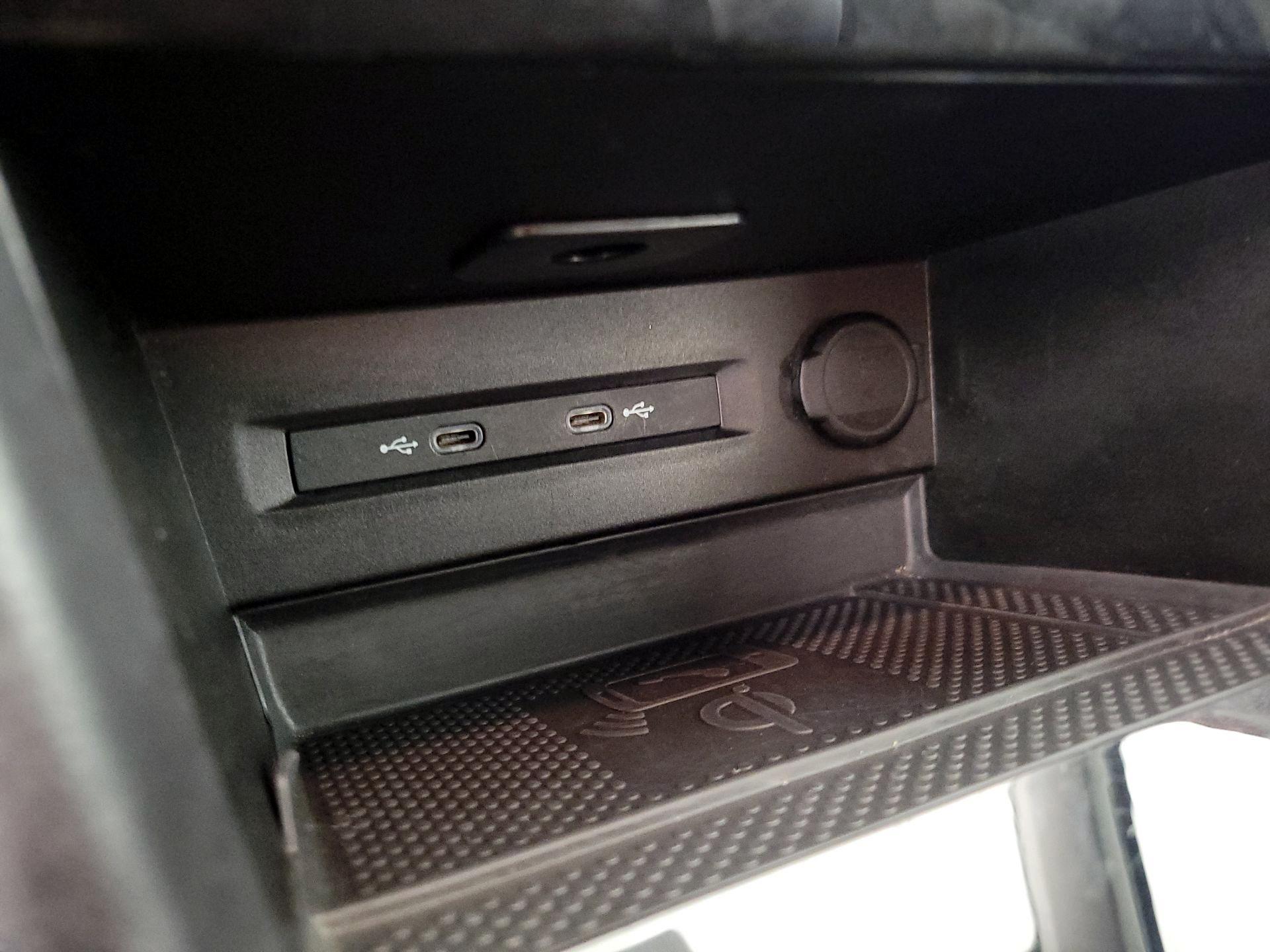 Thumbnail: 2024 Volkswagen Taos - 18