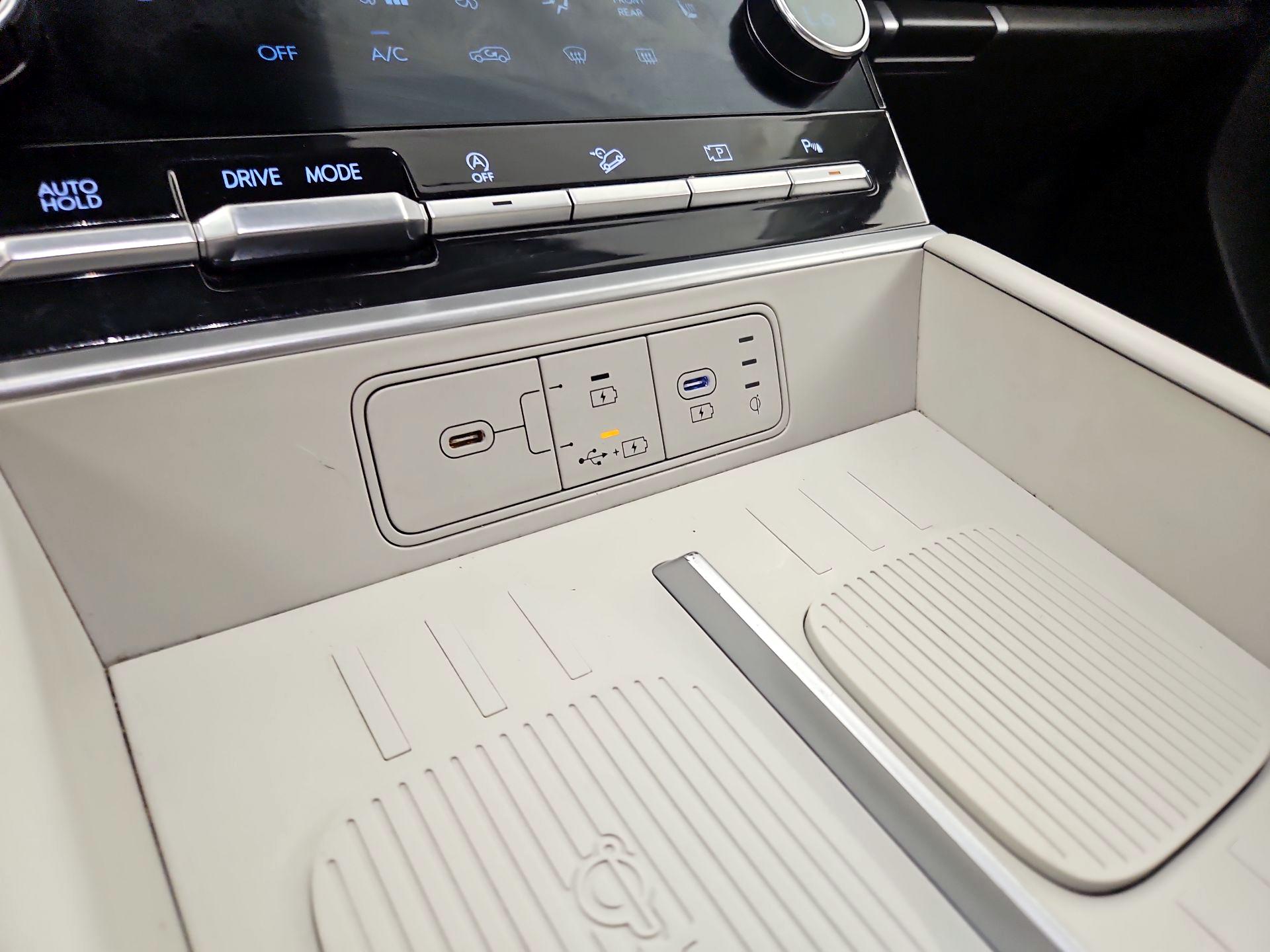 Thumbnail: 2024 Hyundai Santa Fe - 18