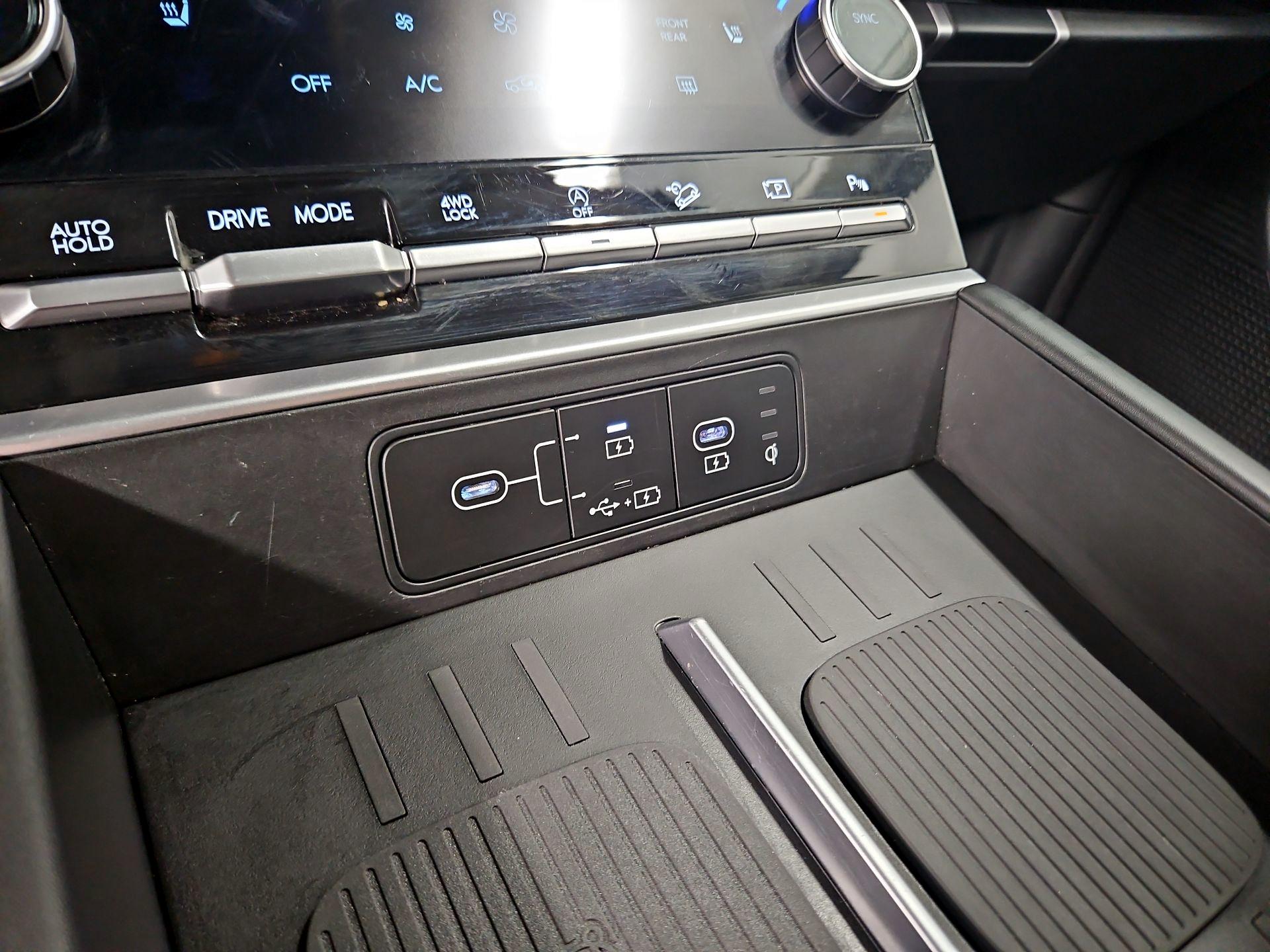 Thumbnail: 2024 Hyundai Santa Fe - 18