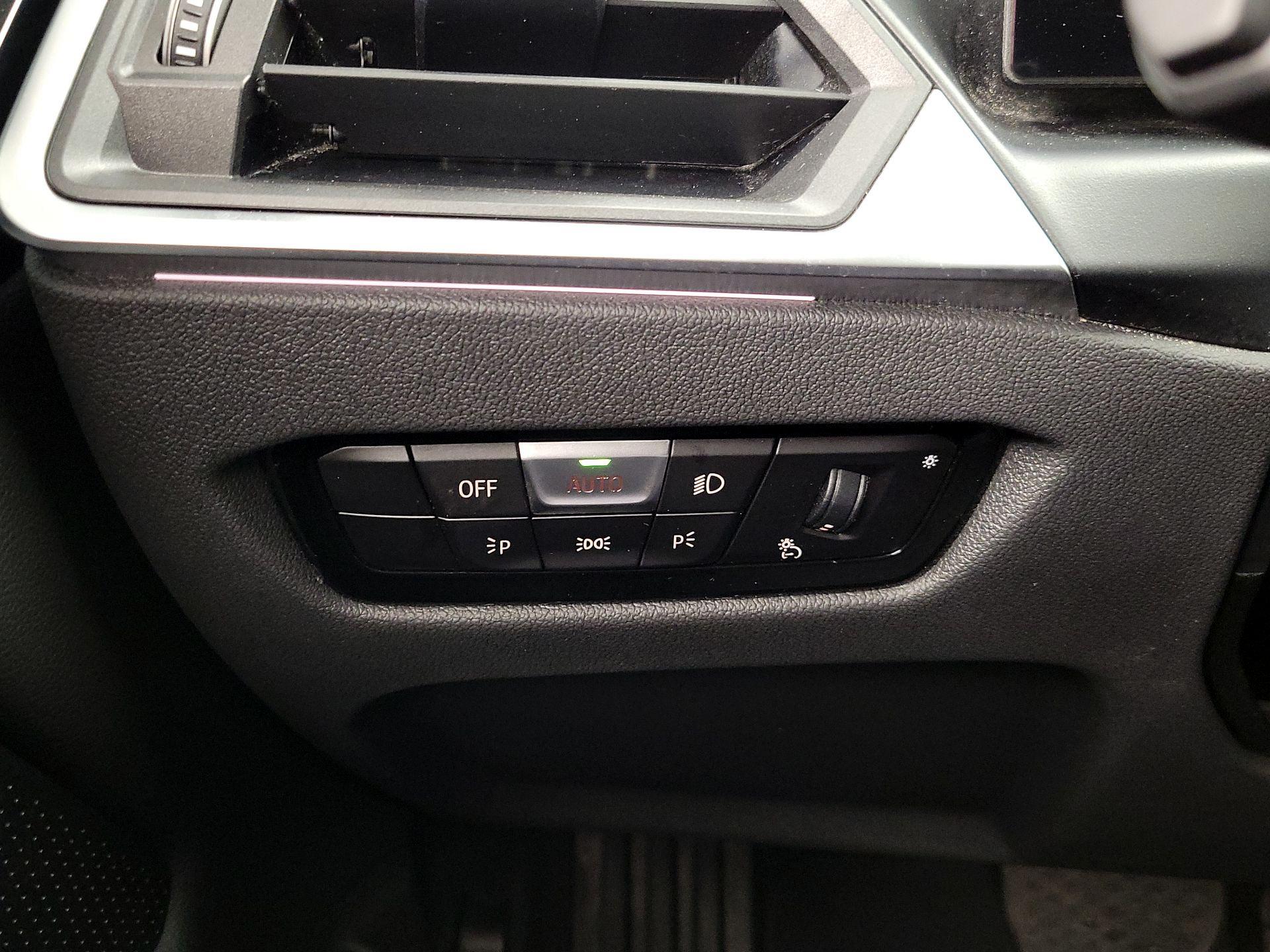 Thumbnail: 2024 BMW 4 Series - 13