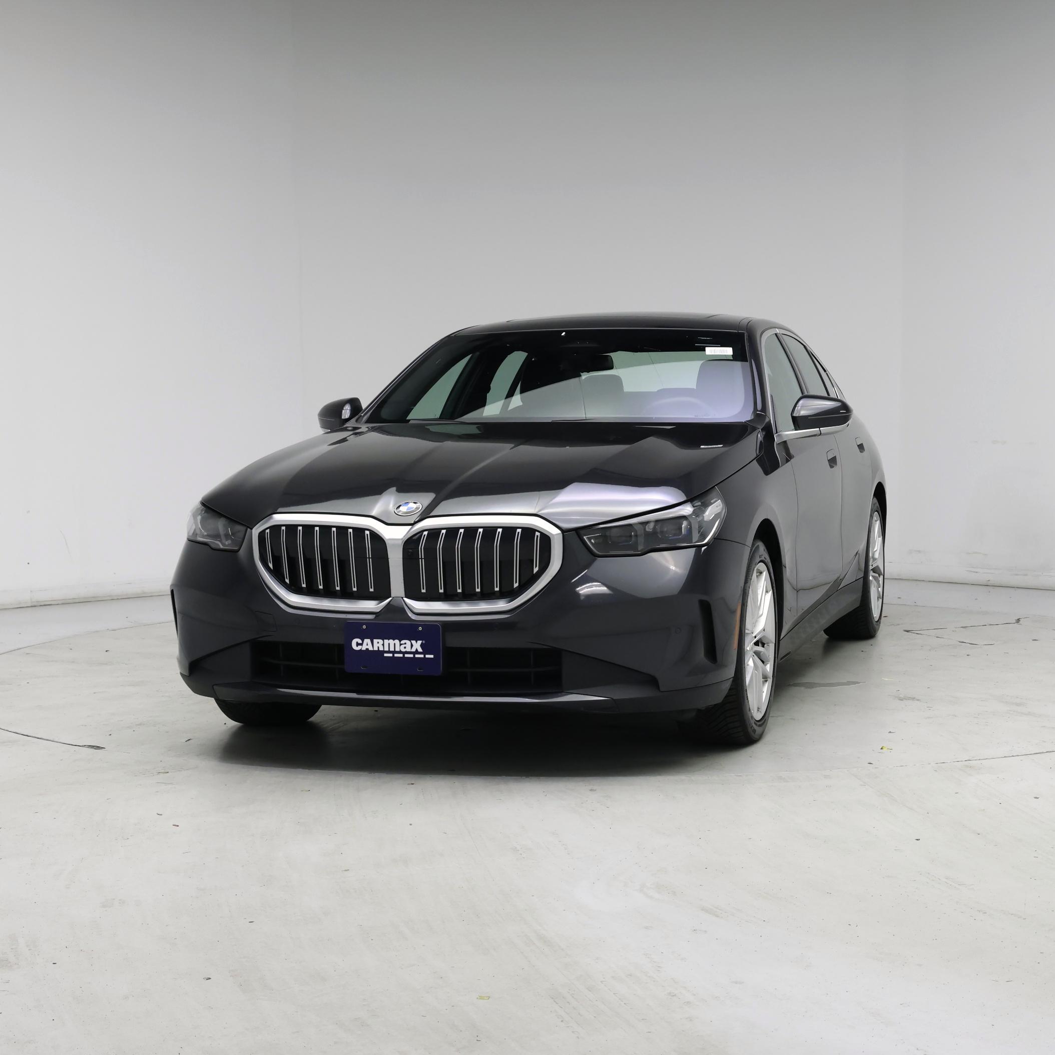 Thumbnail: 2024 BMW 5 Series - 4