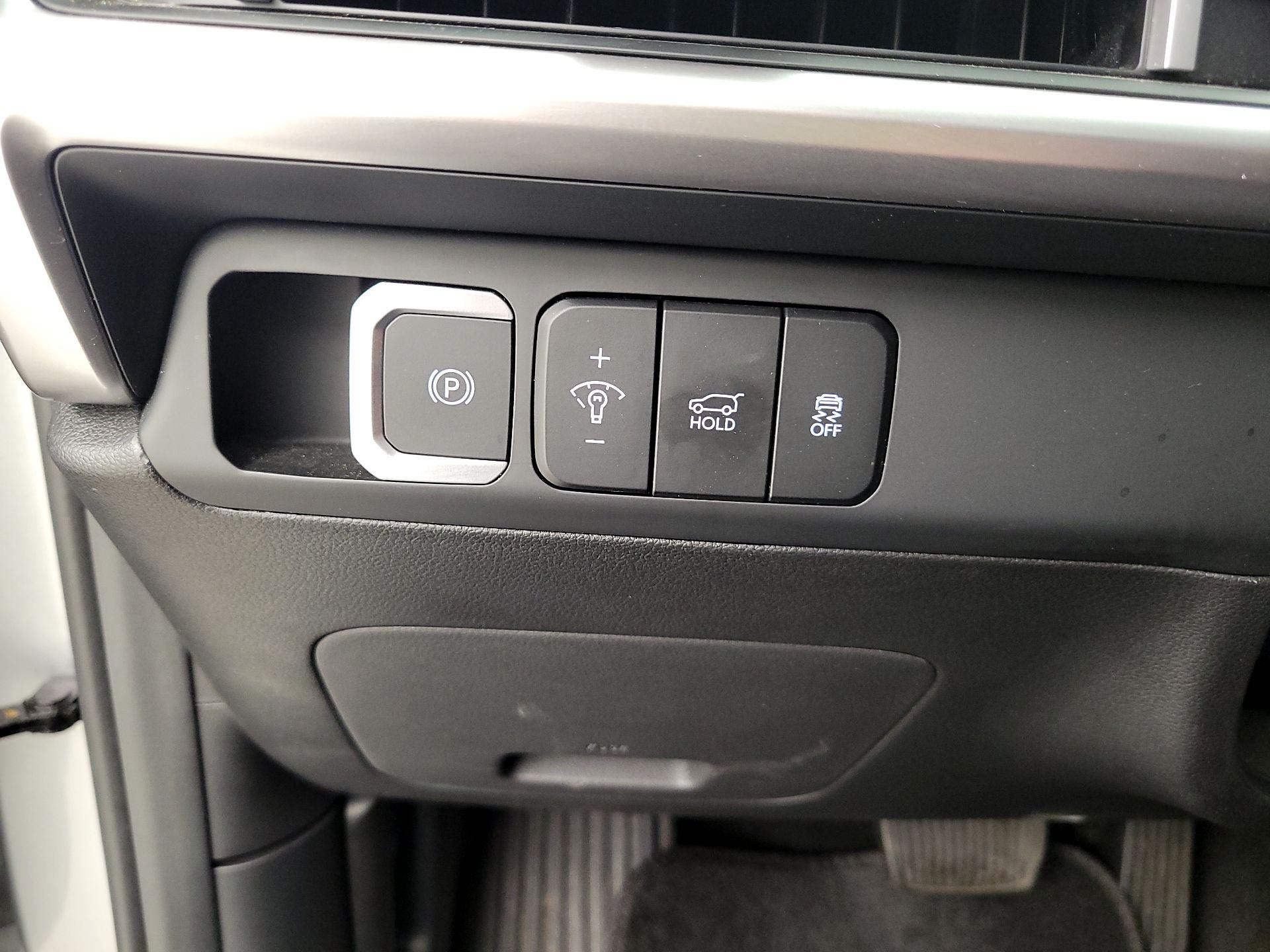 Thumbnail: 2024 Hyundai Santa Fe - 13