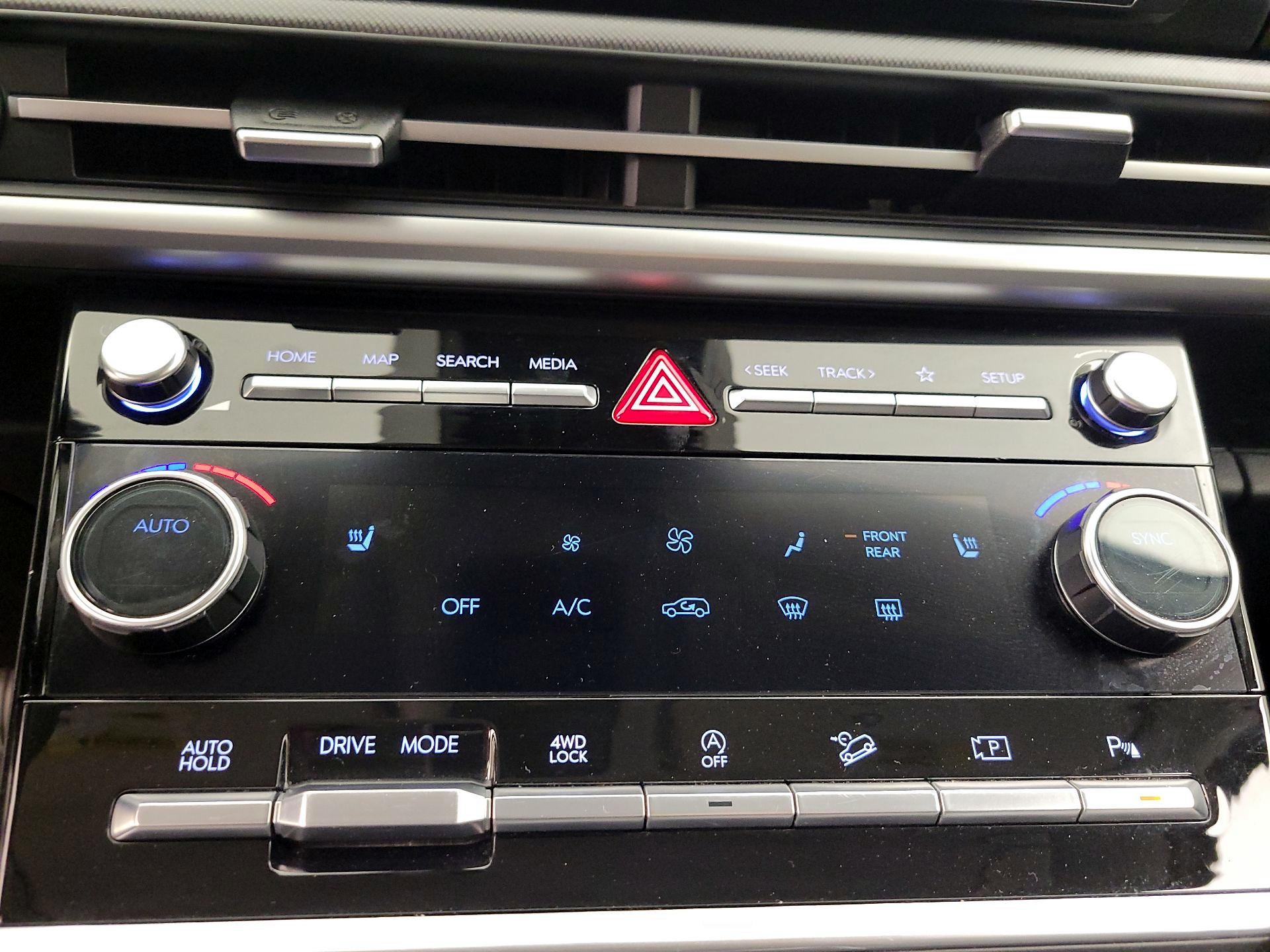 Thumbnail: 2024 Hyundai Santa Fe - 16